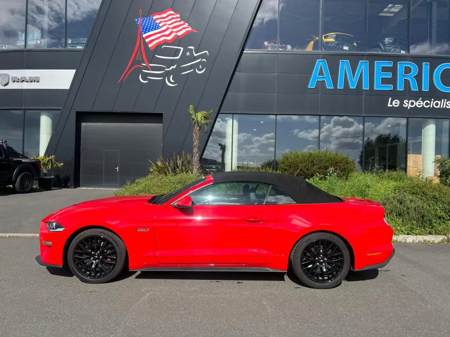Ford Mustang GT CABRIOLET V8 5.0L Rouge - 2
