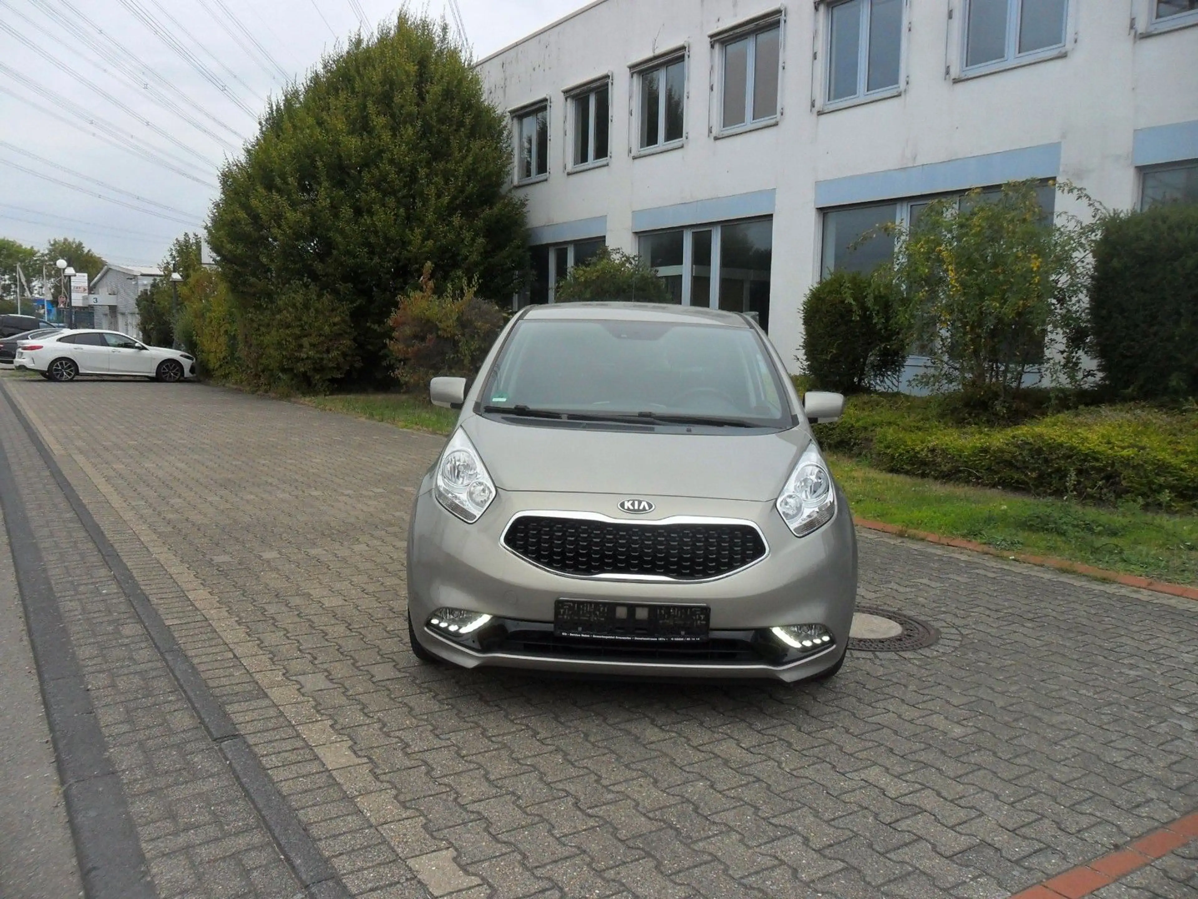 Kia Venga Spirit 1.6*Aut*Klima*Navi*Nur33500Tkm — photo 8