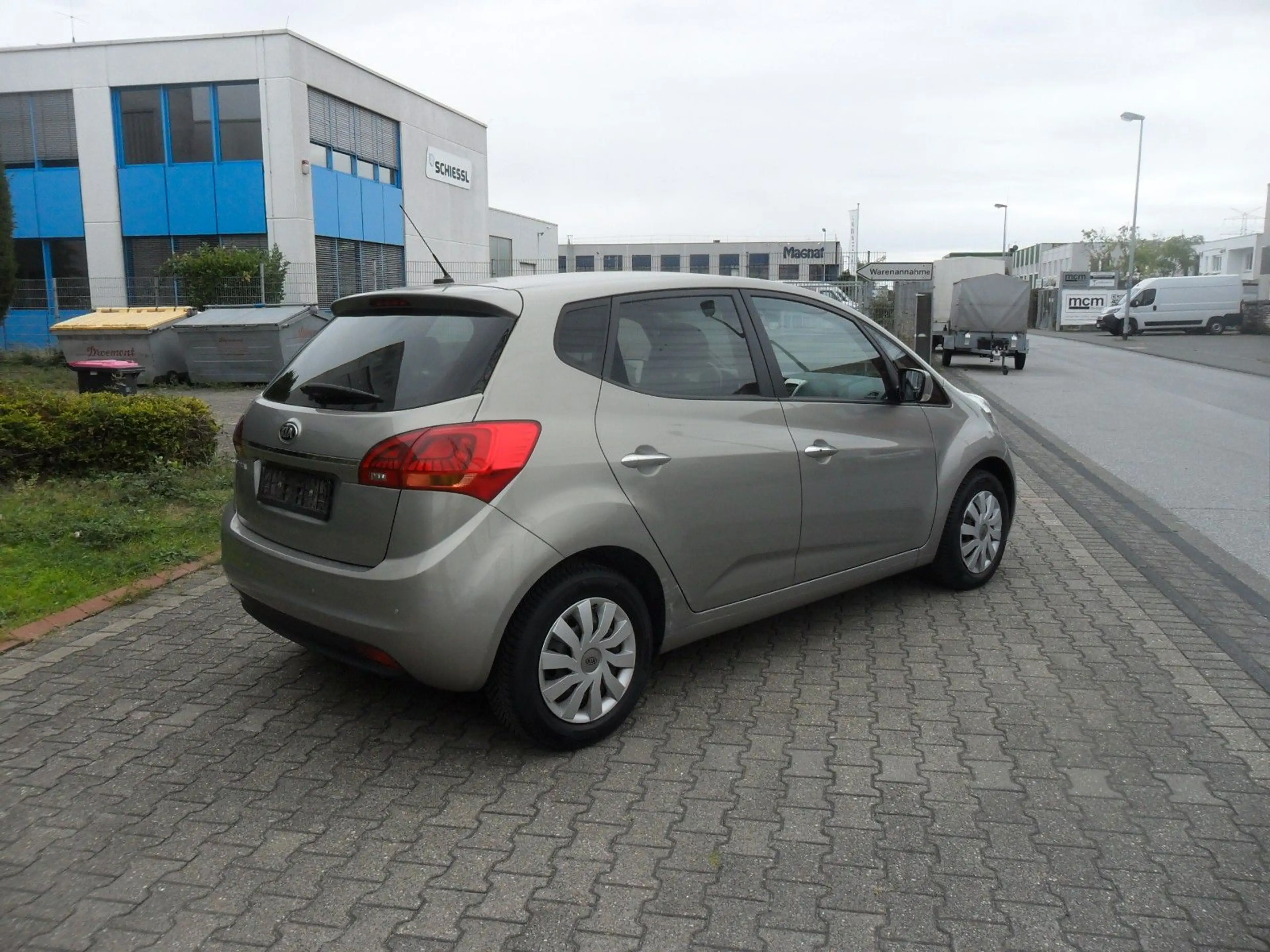 Kia Venga Spirit 1.6*Aut*Klima*Navi*Nur33500Tkm — photo 9