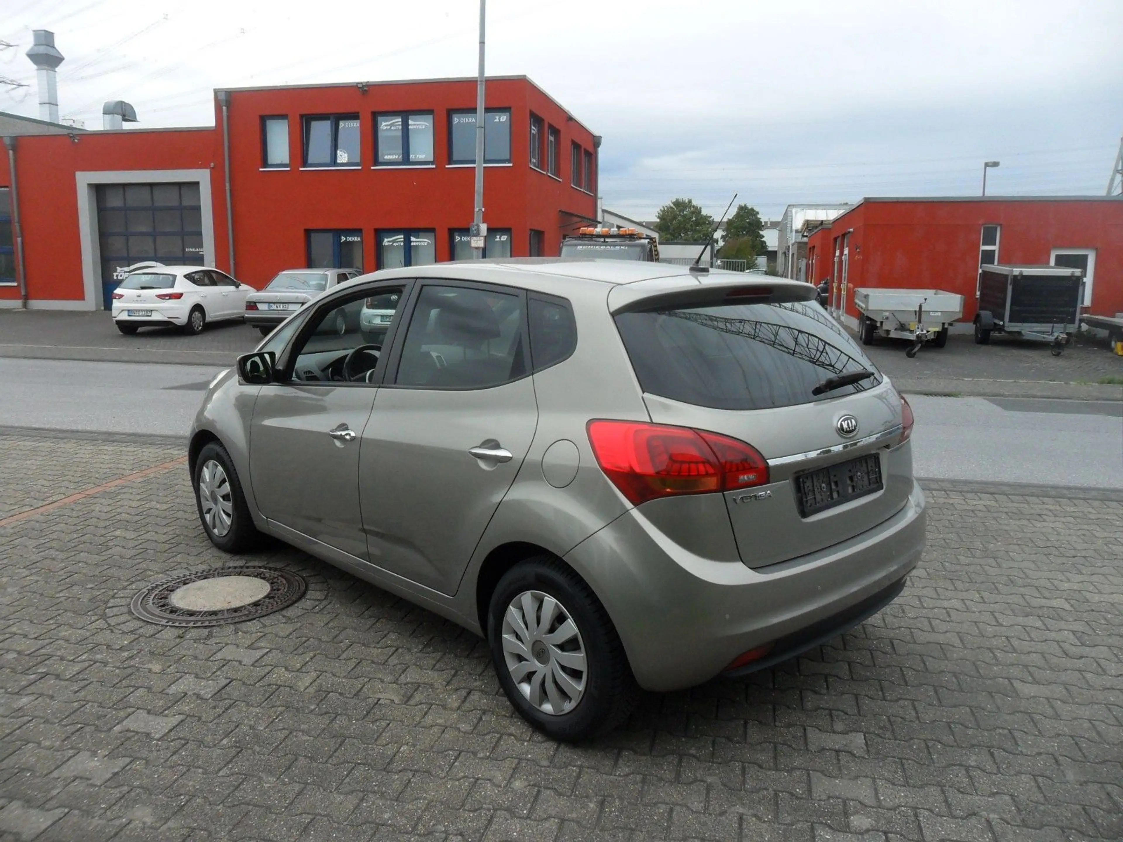 Kia Venga Spirit 1.6*Aut*Klima*Navi*Nur33500Tkm — photo 5