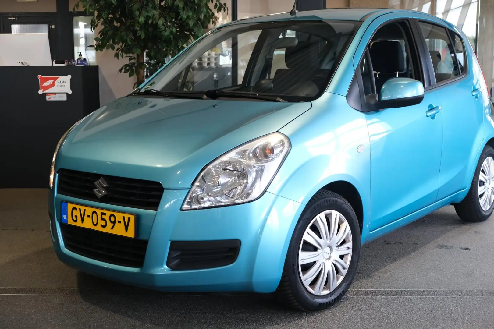 Suzuki Splash 1.2 Comfort Airco Pdc Trekhaak Elektrische ramen Groen - 2
