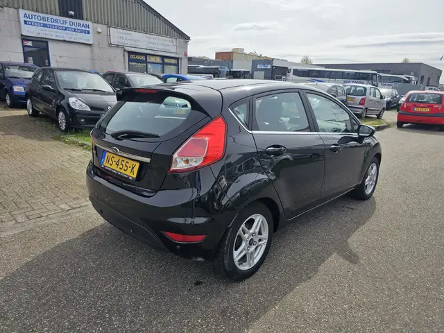 Ford Fiesta view 4