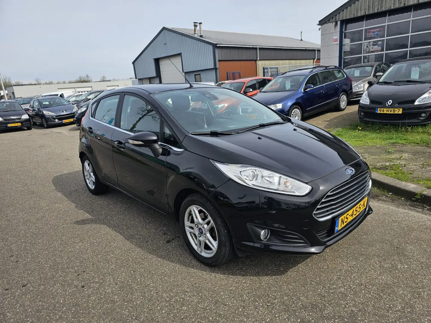 Ford Fiesta 1.0 EcoBoost Titanium Clima Bj:2014 Fekete - 2