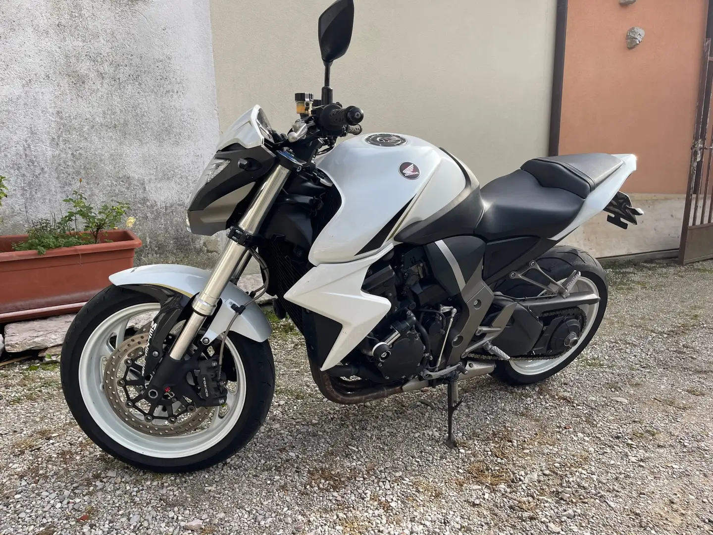 Honda CB 1000 R - 1