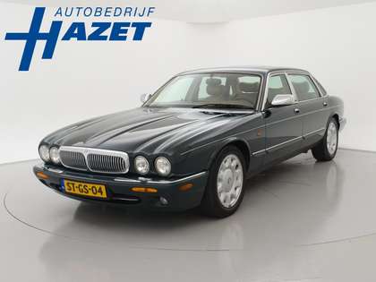 Daimler Super V8 4.0 364 PK SUPERCHARGED AUT. *ORIG. NL* + SCHUIFDA