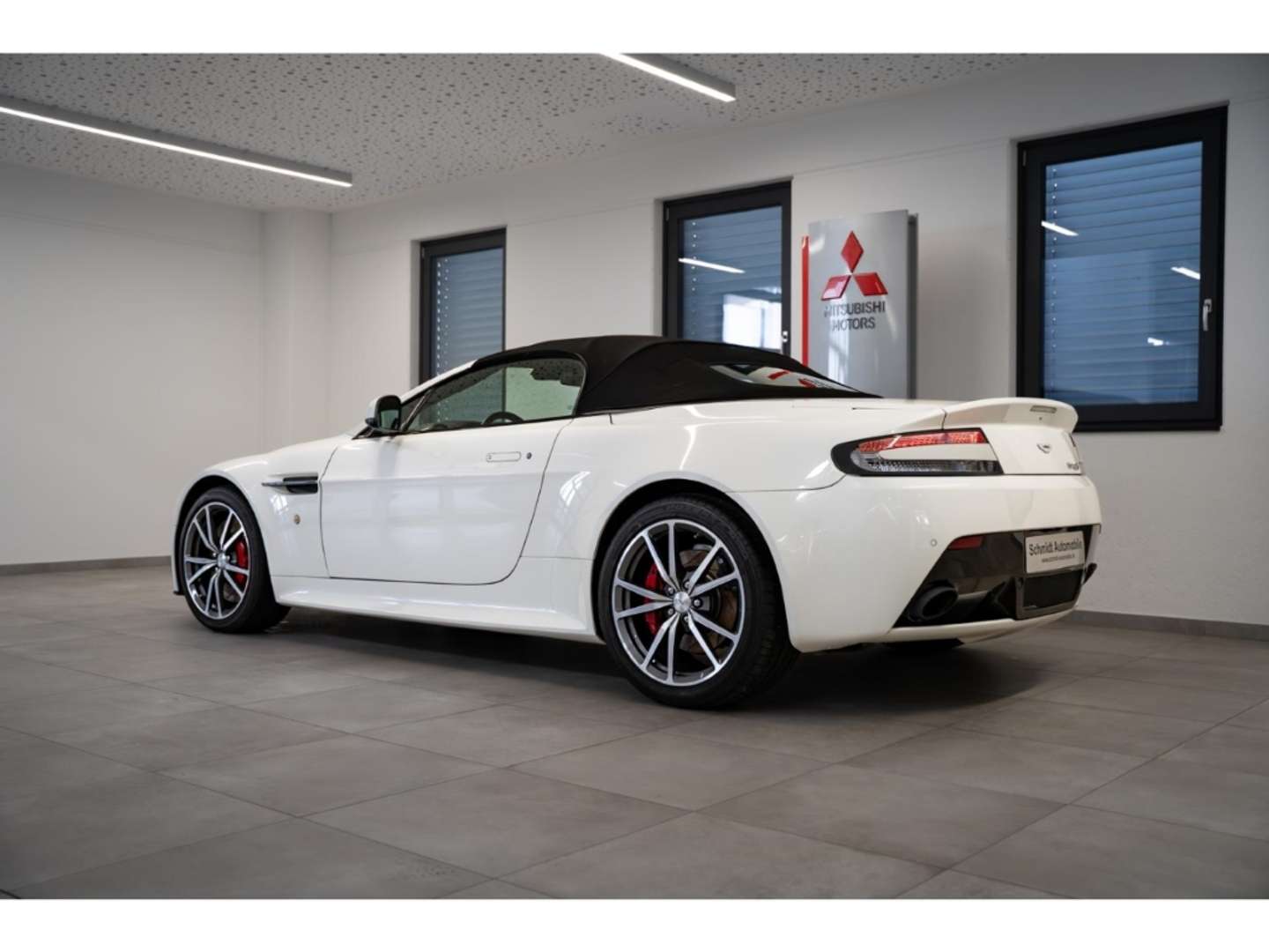 Aston Martin Vantage Roadster V8 -  - Joinsteer - #2