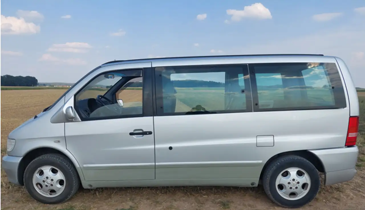 Mercedes-Benz V 230 Ambiente, 6 Sitzer mit Tisch und Camperbus, foto 2