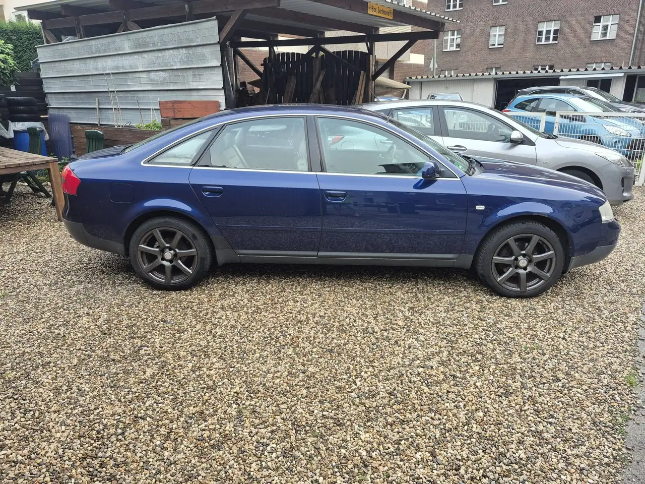 Audi A6 2.4, foto 2