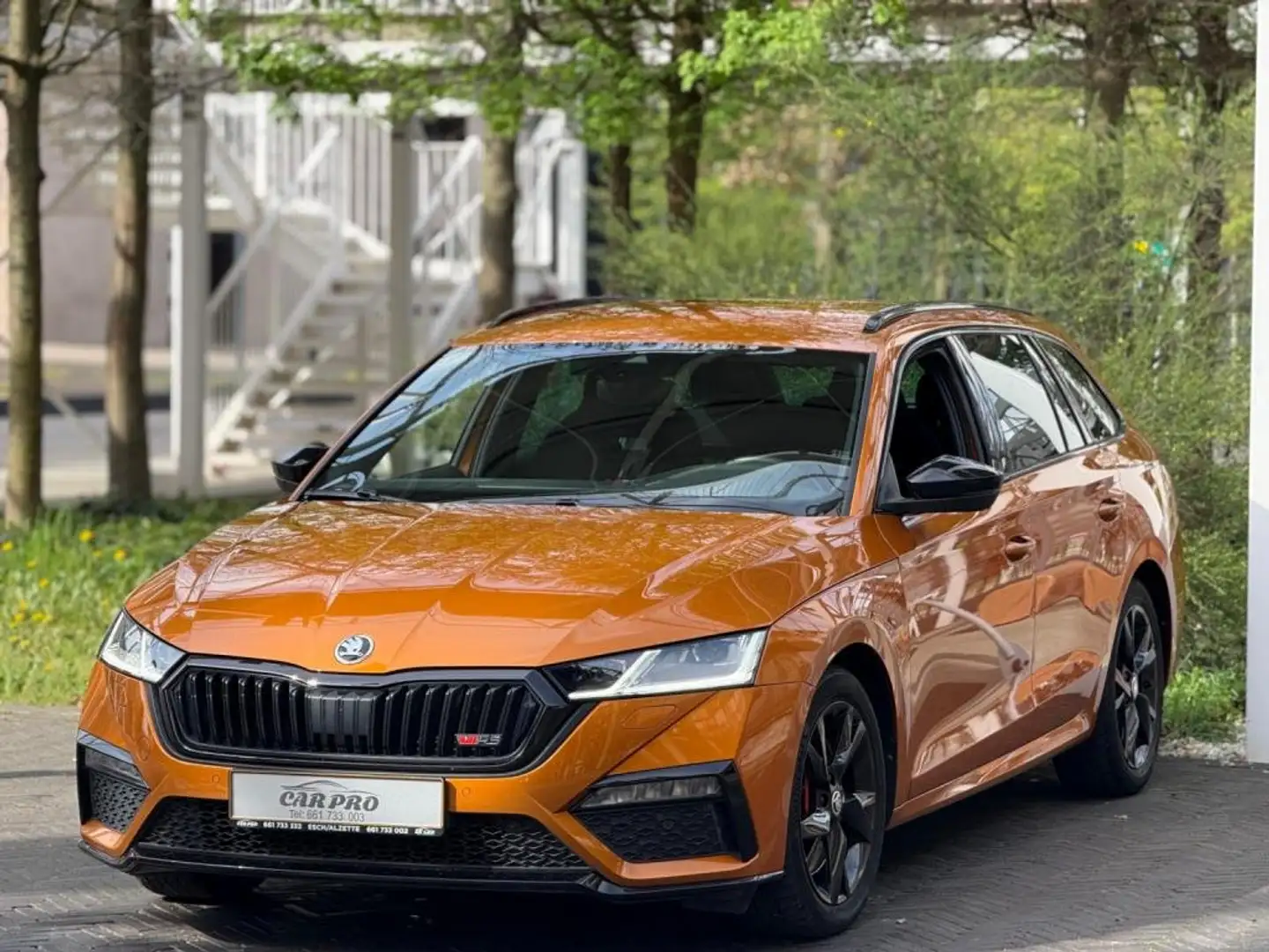 Skoda Octavia VRS Naranja - 1