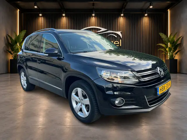 Volkswagen Tiguan 1.4 TSI Sport&Style cruise, airco, pano, navi