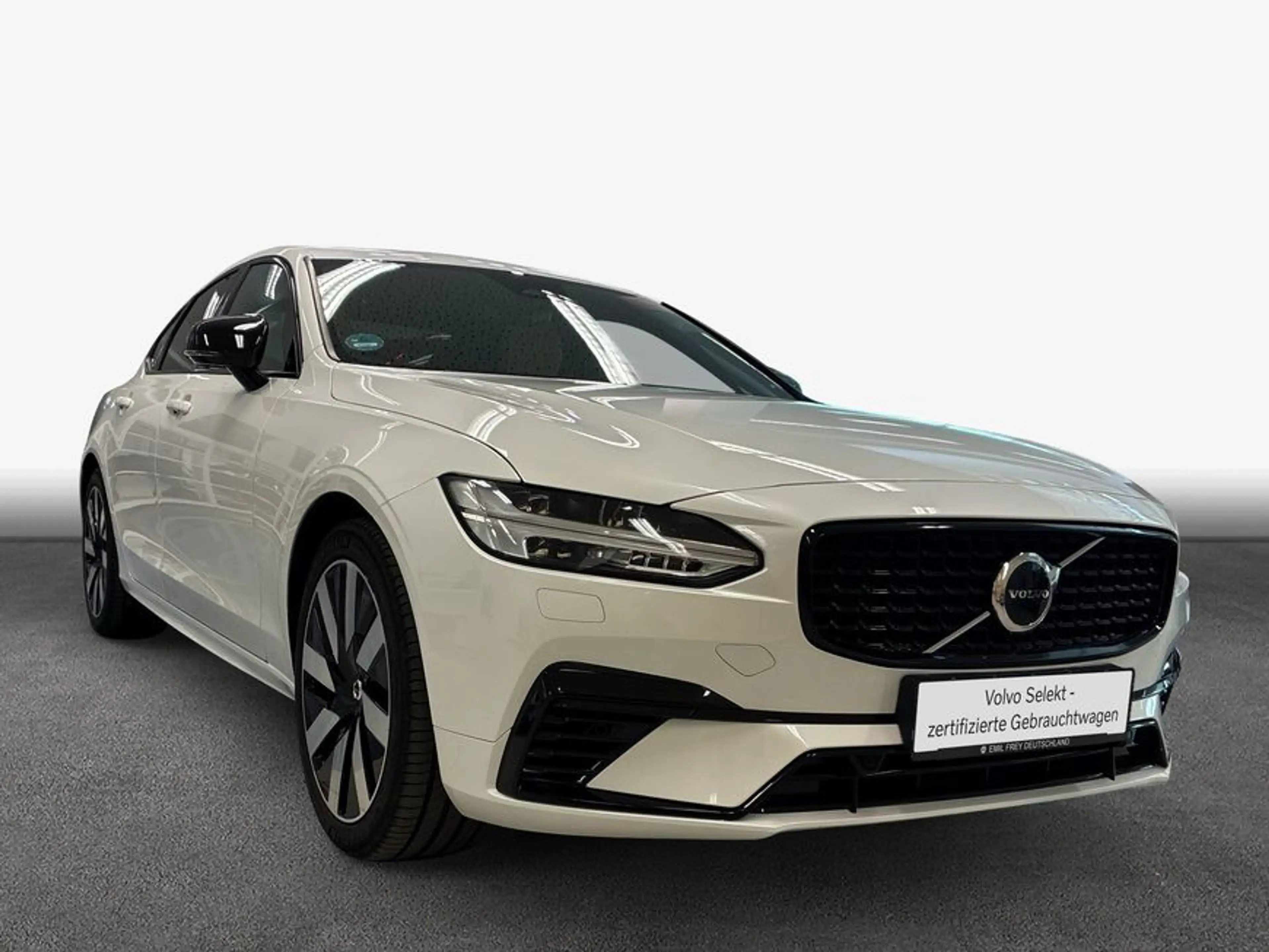 Volvo S90 T8 Recharge AWD Ultimate Dark — photo 3