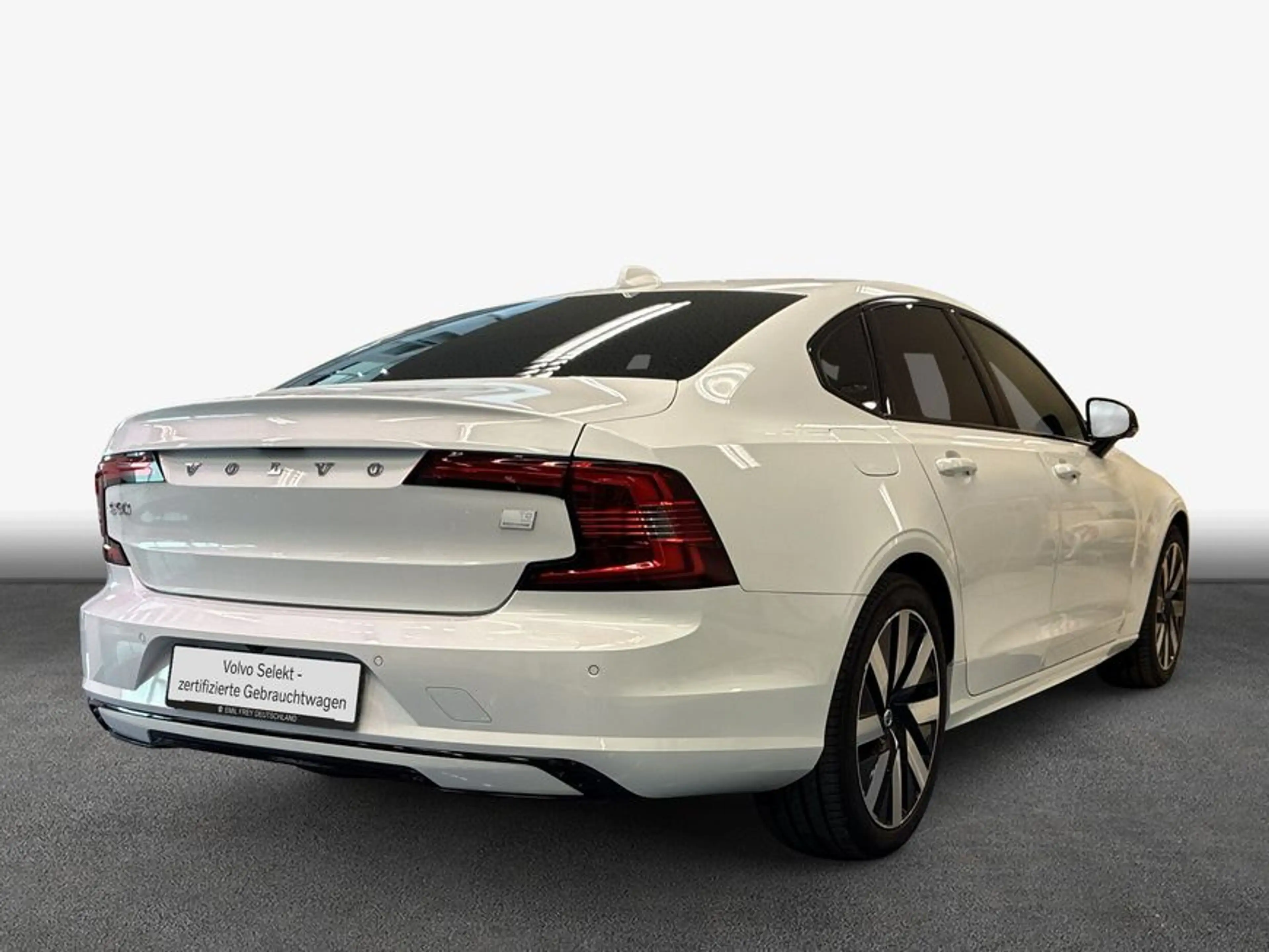 Volvo S90 T8 Recharge AWD Ultimate Dark — photo 5