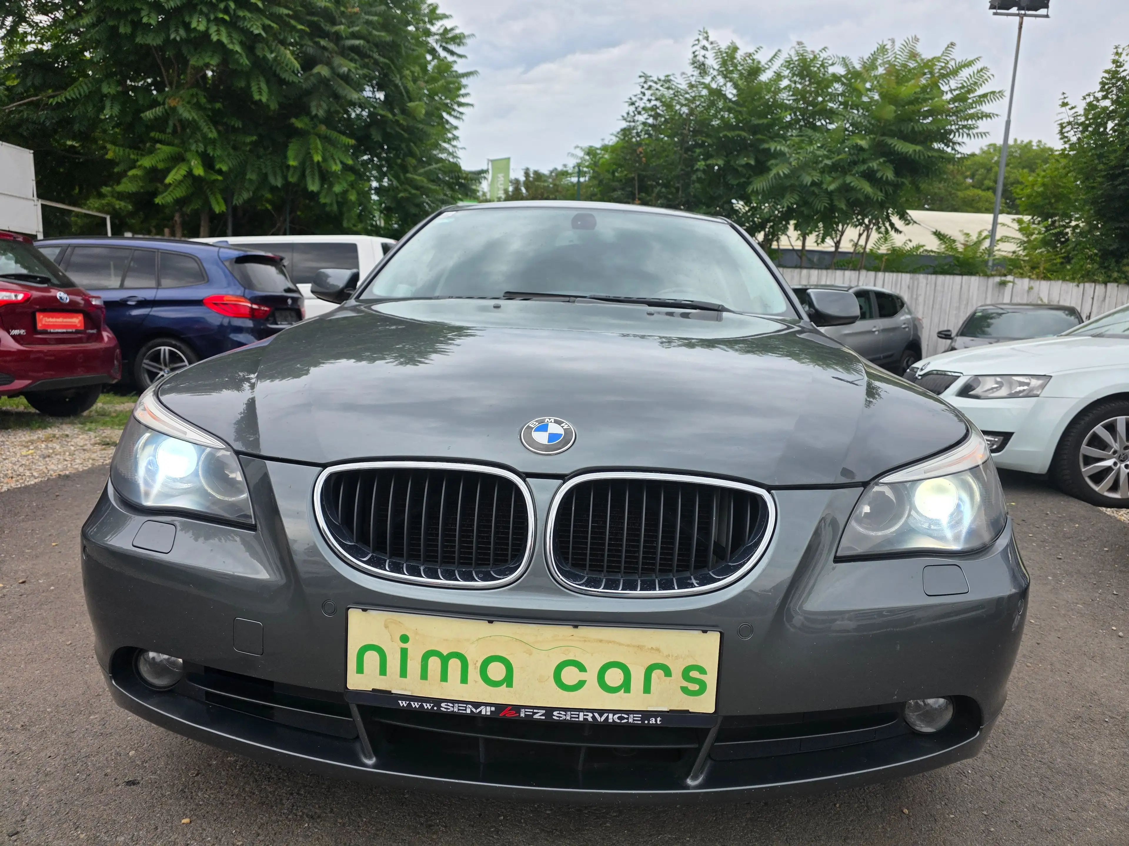 BMW 523 523i Automatik mit  Pickerl, gültig bis 08/2027 — photo 3