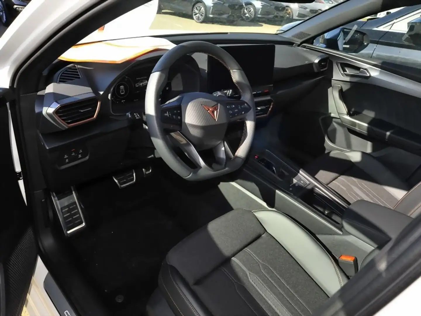 CUPRA Leon 2.0 TSI 245 CV DSG VZ Bianco - 1