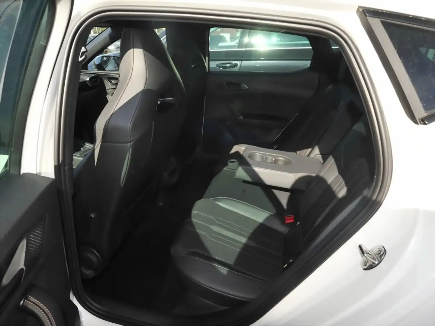 CUPRA Leon 2.0 TSI 245 CV DSG VZ Bianco - 2