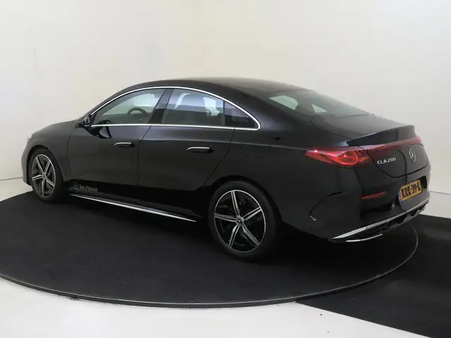 Mercedes-Benz Cla view 3
