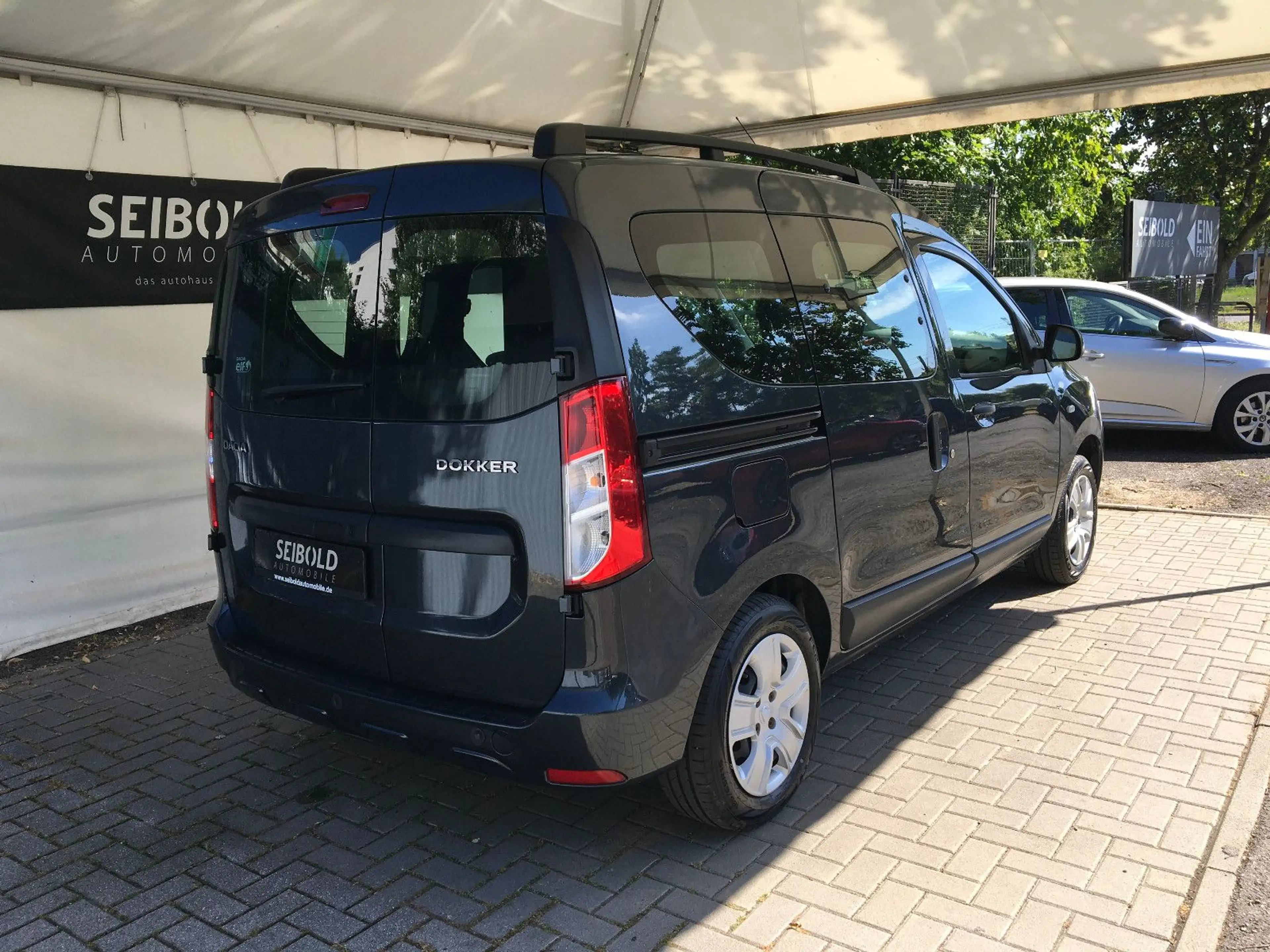Dacia Dokker 1.2 Comfort/1.Hd/Navi/Klima/PDC/Temp/NSW — photo 6