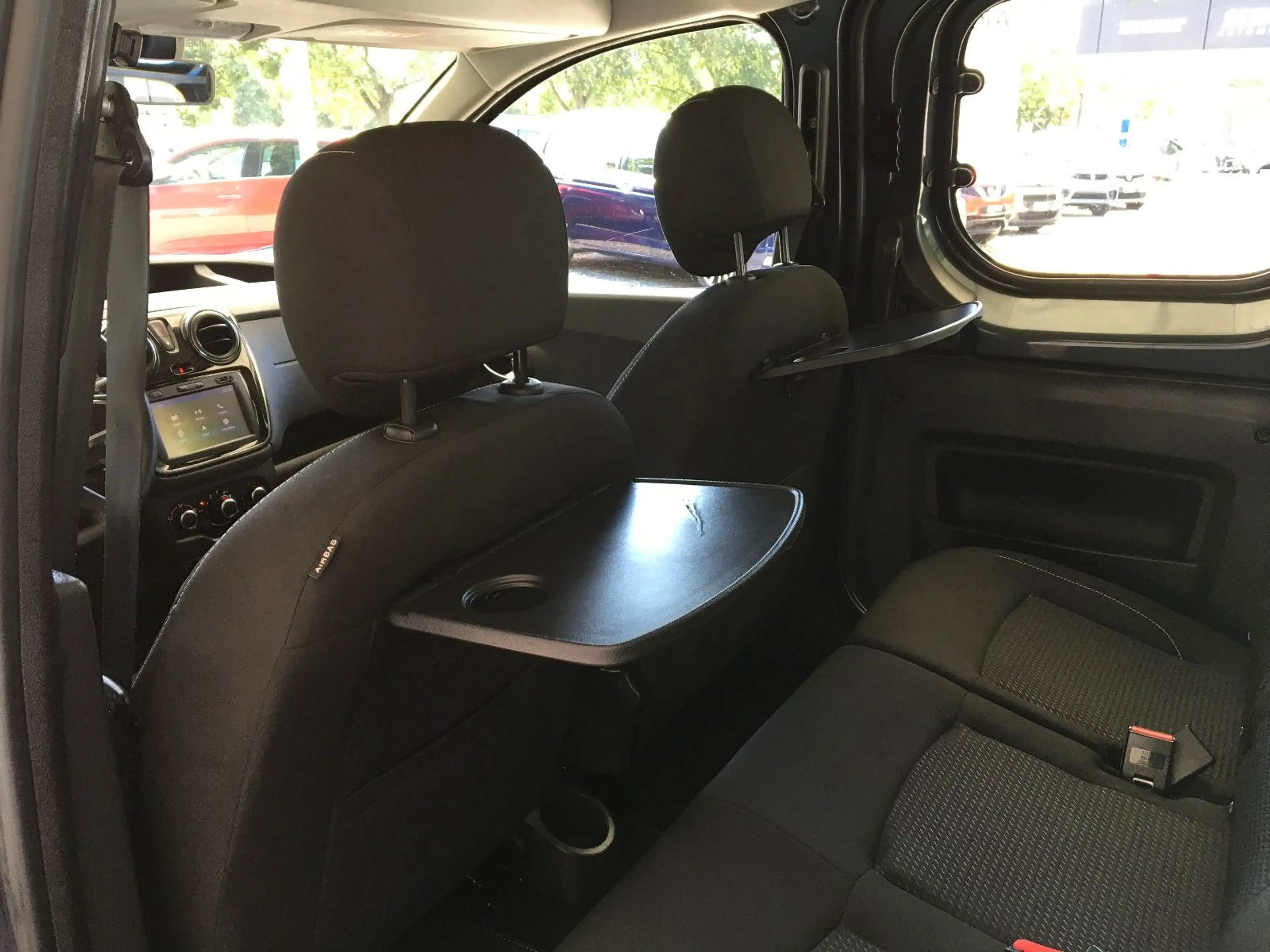 Dacia Dokker 1.2 Comfort/1.Hd/Navi/Klima/PDC/Temp/NSW — photo 12