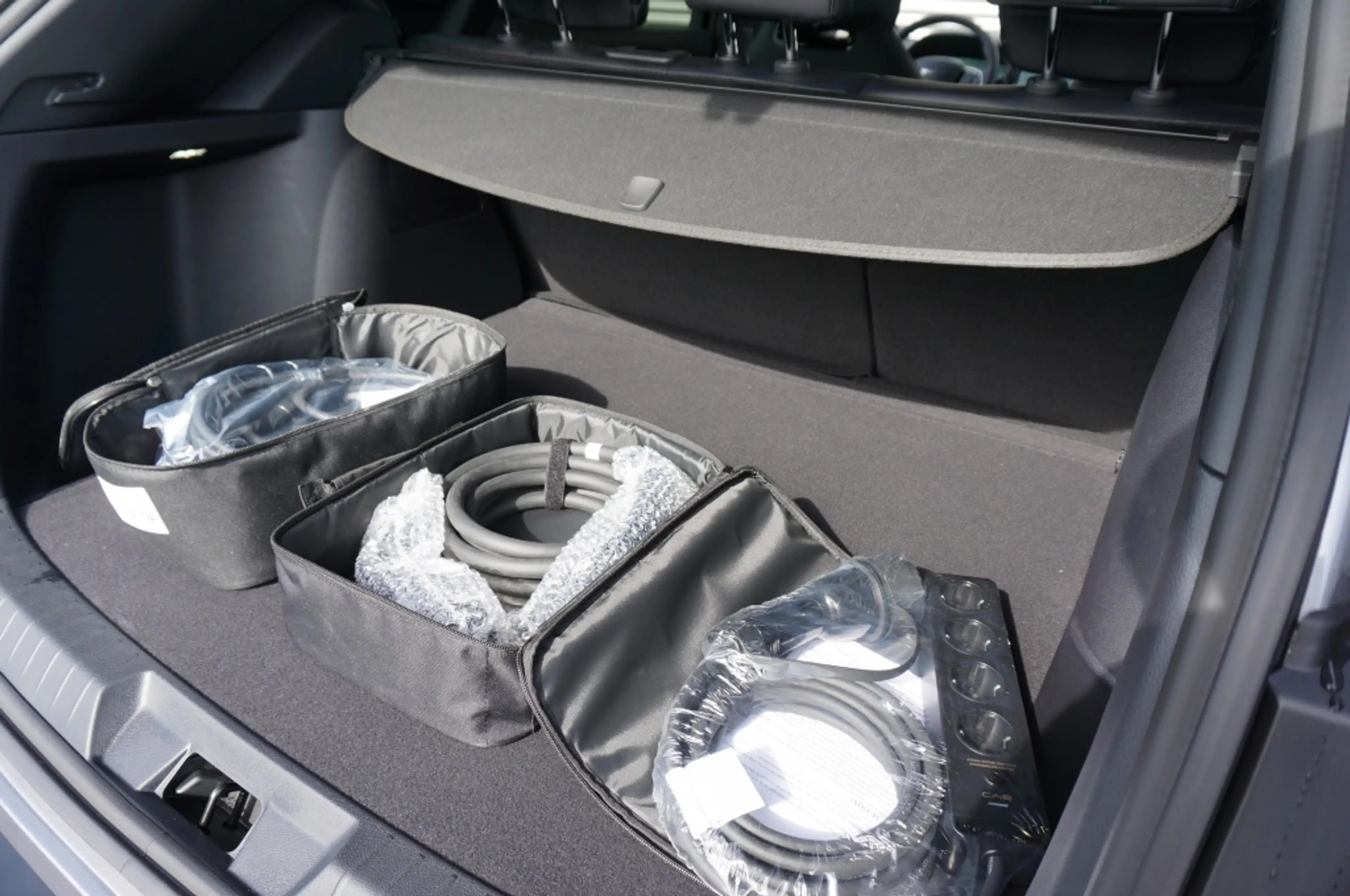 BYD Seal U 1.5 Turbo DM-i AWD Design 323 pk | 1.300 TREKGEWIC — photo 12