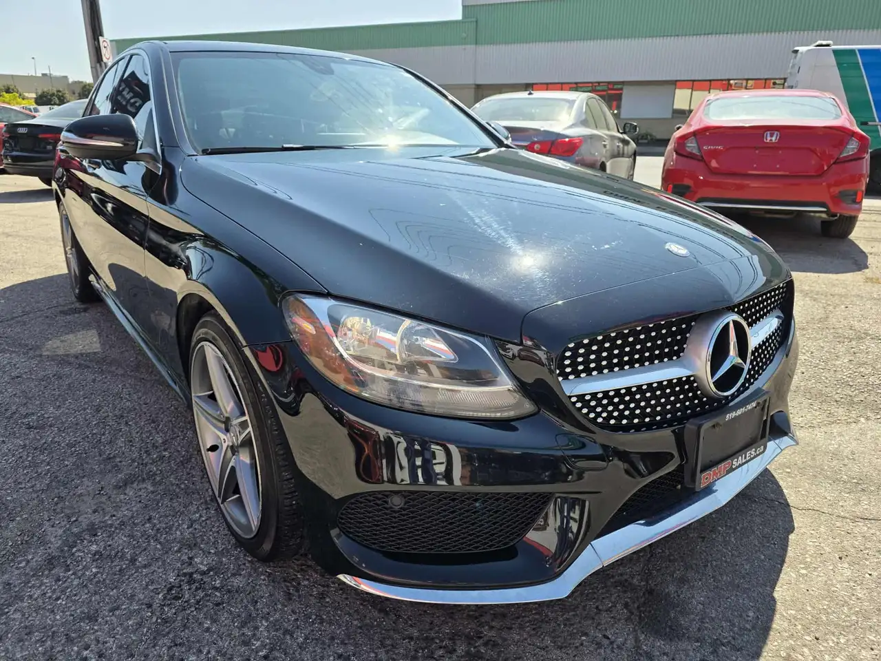 Mercedes-Benz C-Class снимка Mercedes-Benz C-Class