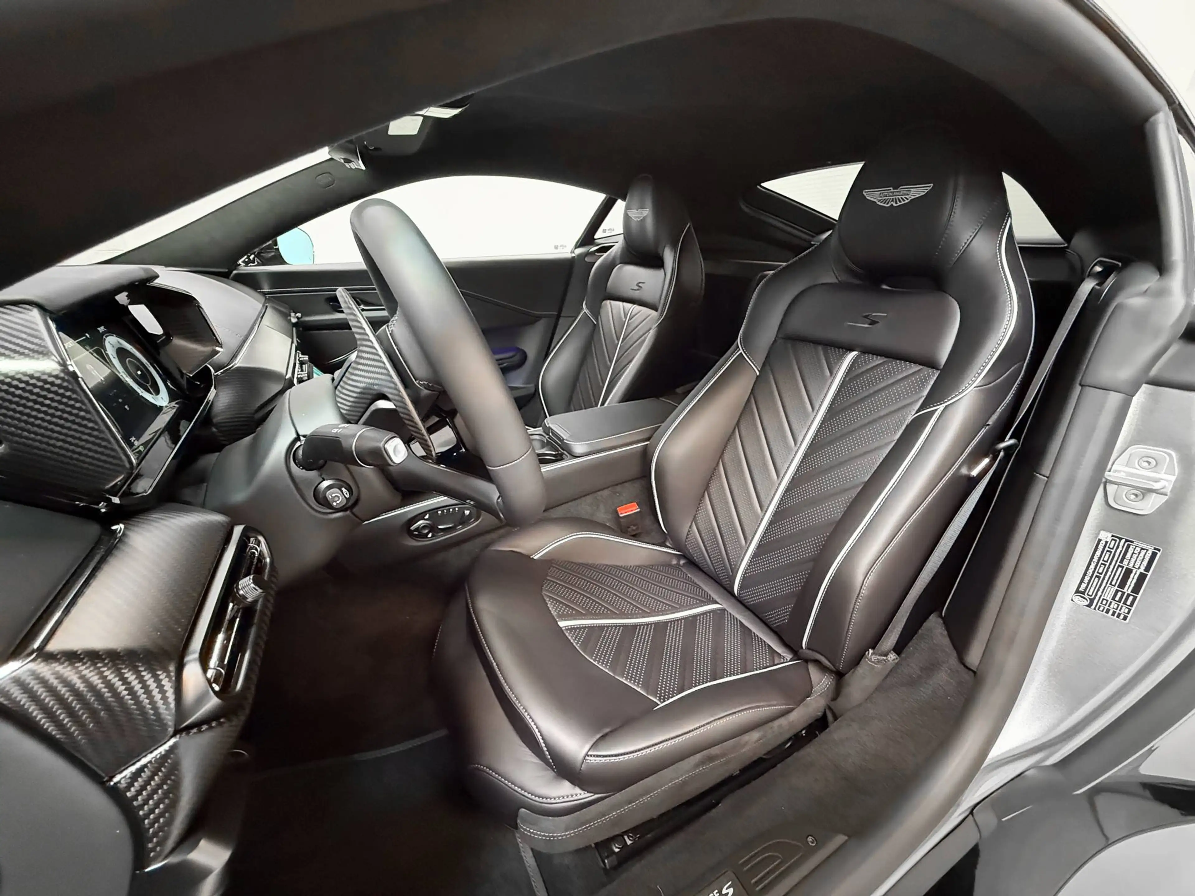 Aston Martin Vantage S Coupe | Aston Martin Brussels — photo 8