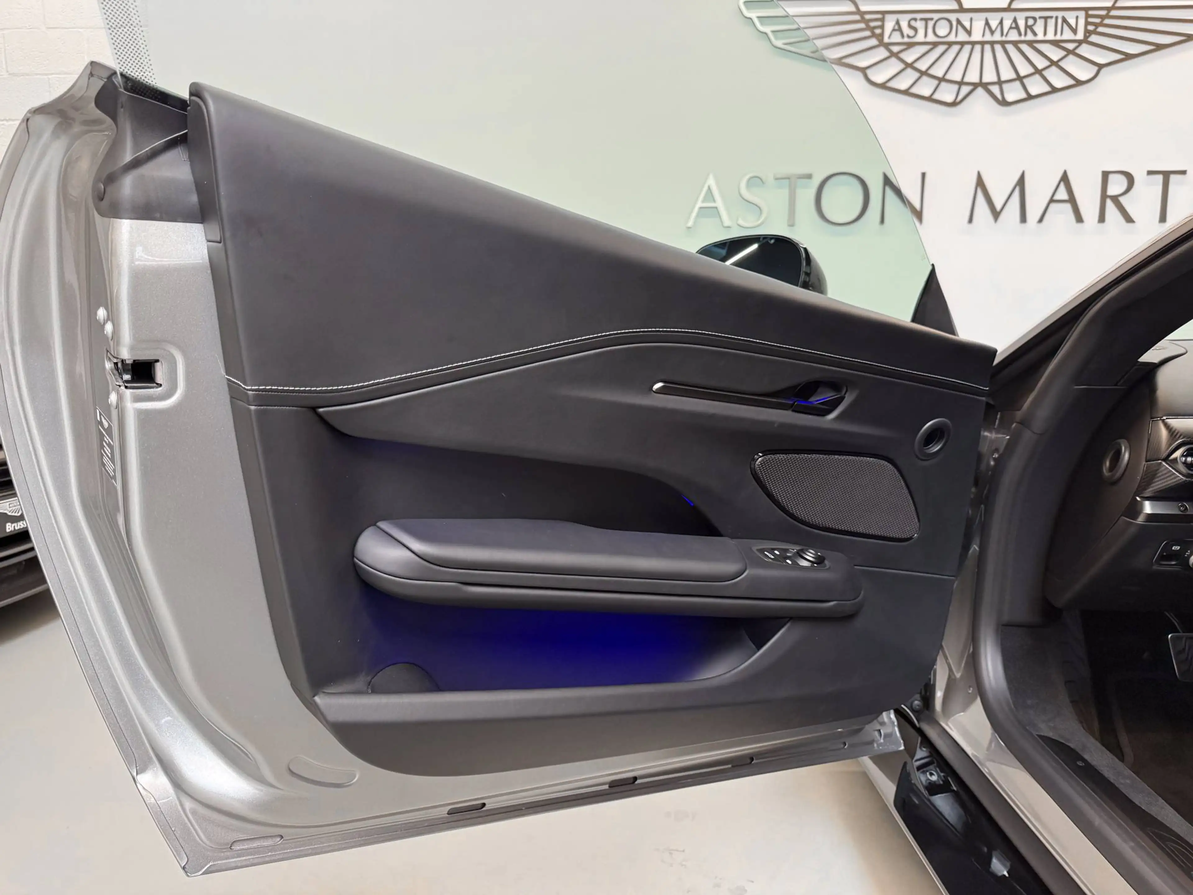 Aston Martin Vantage S Coupe | Aston Martin Brussels — photo 14