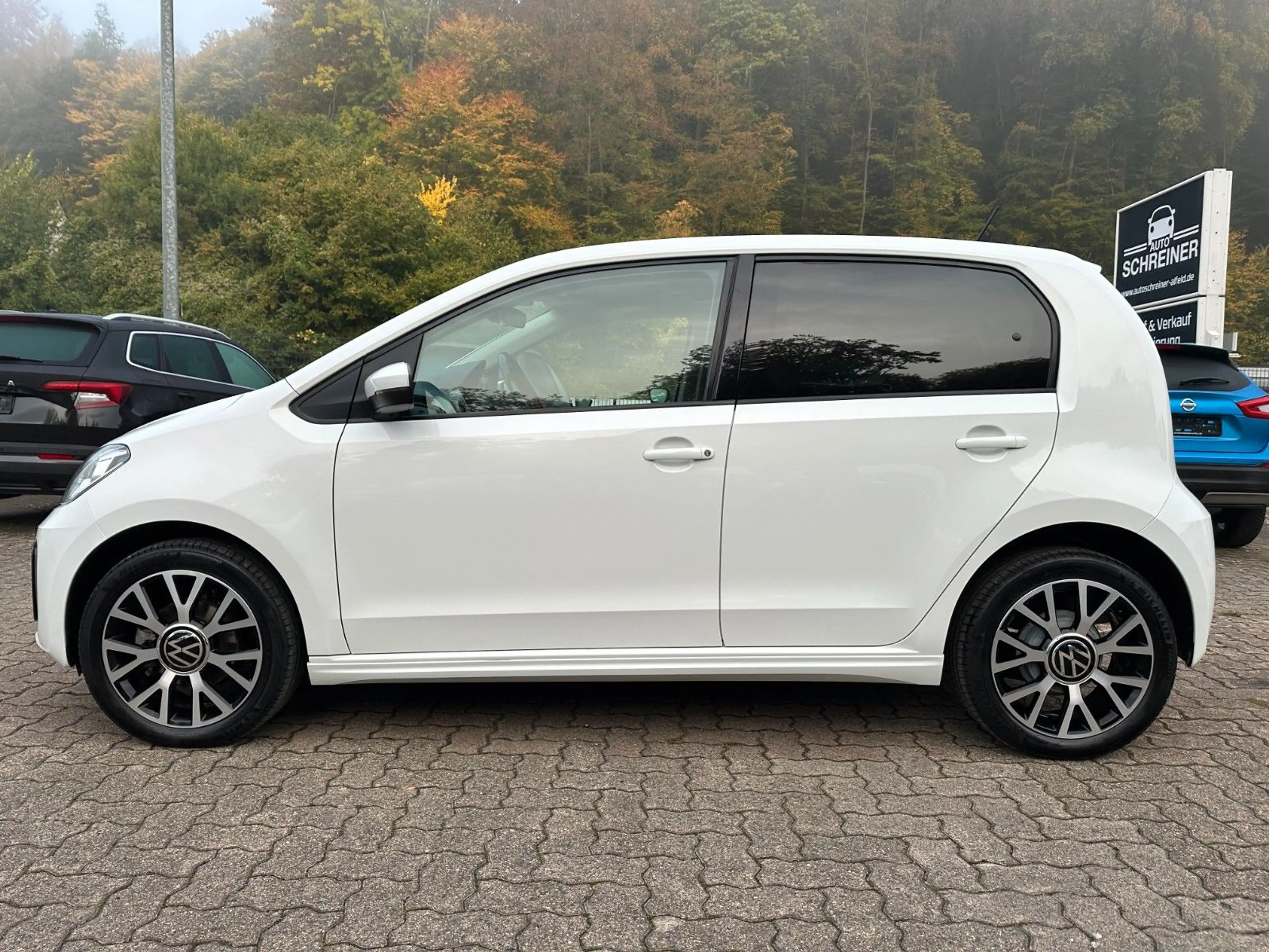 Volkswagen up! e-up! Style Plus 1.HAND DSG KAMERA SHZ PDC — photo 8