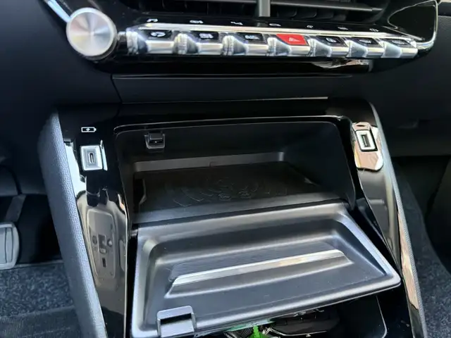 Peugeot 2008 view 25