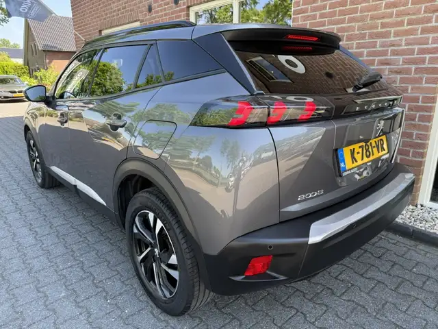 Peugeot 2008 view 12