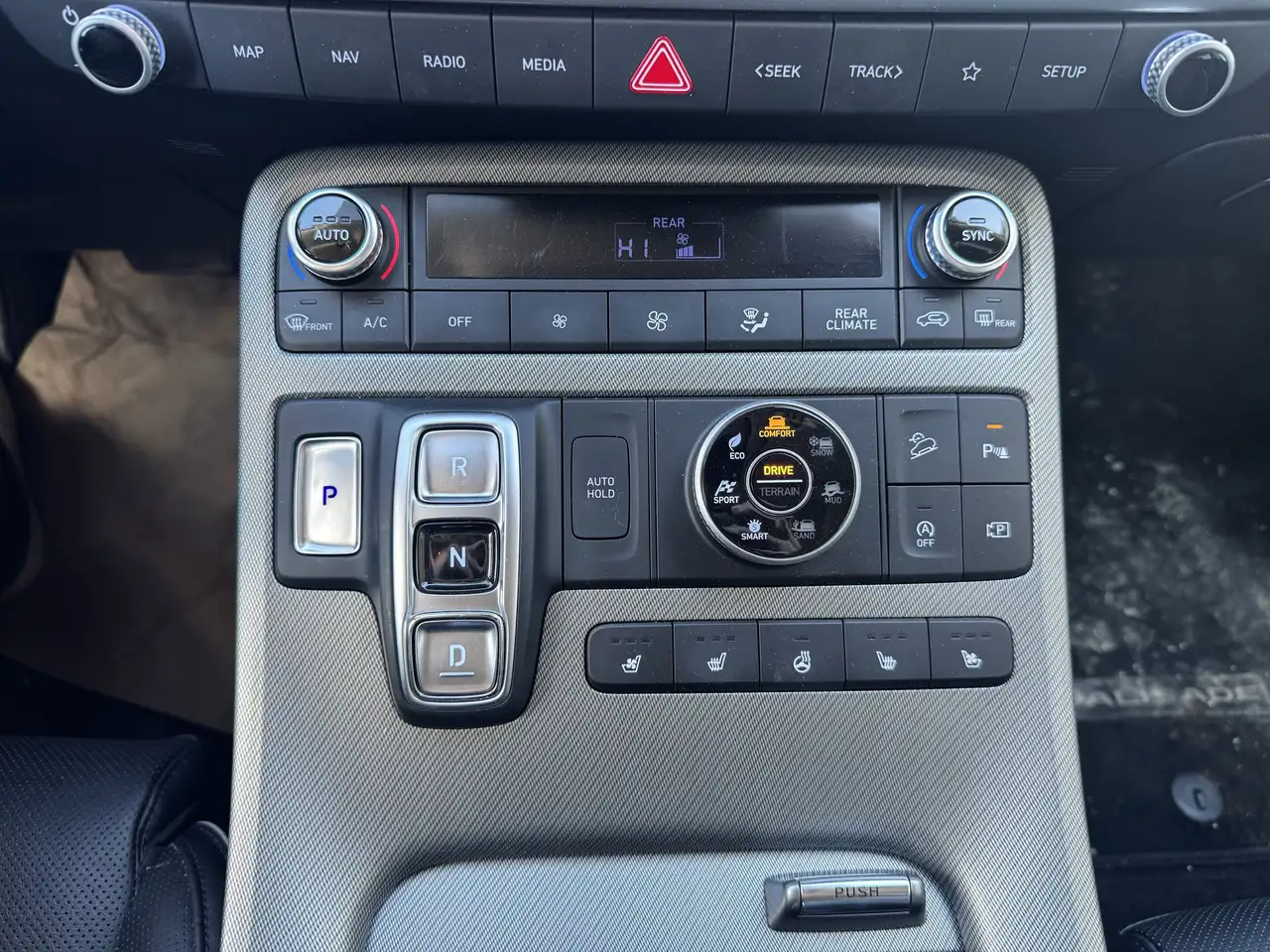 Hyundai PALISADE снимка Hyundai PALISADE