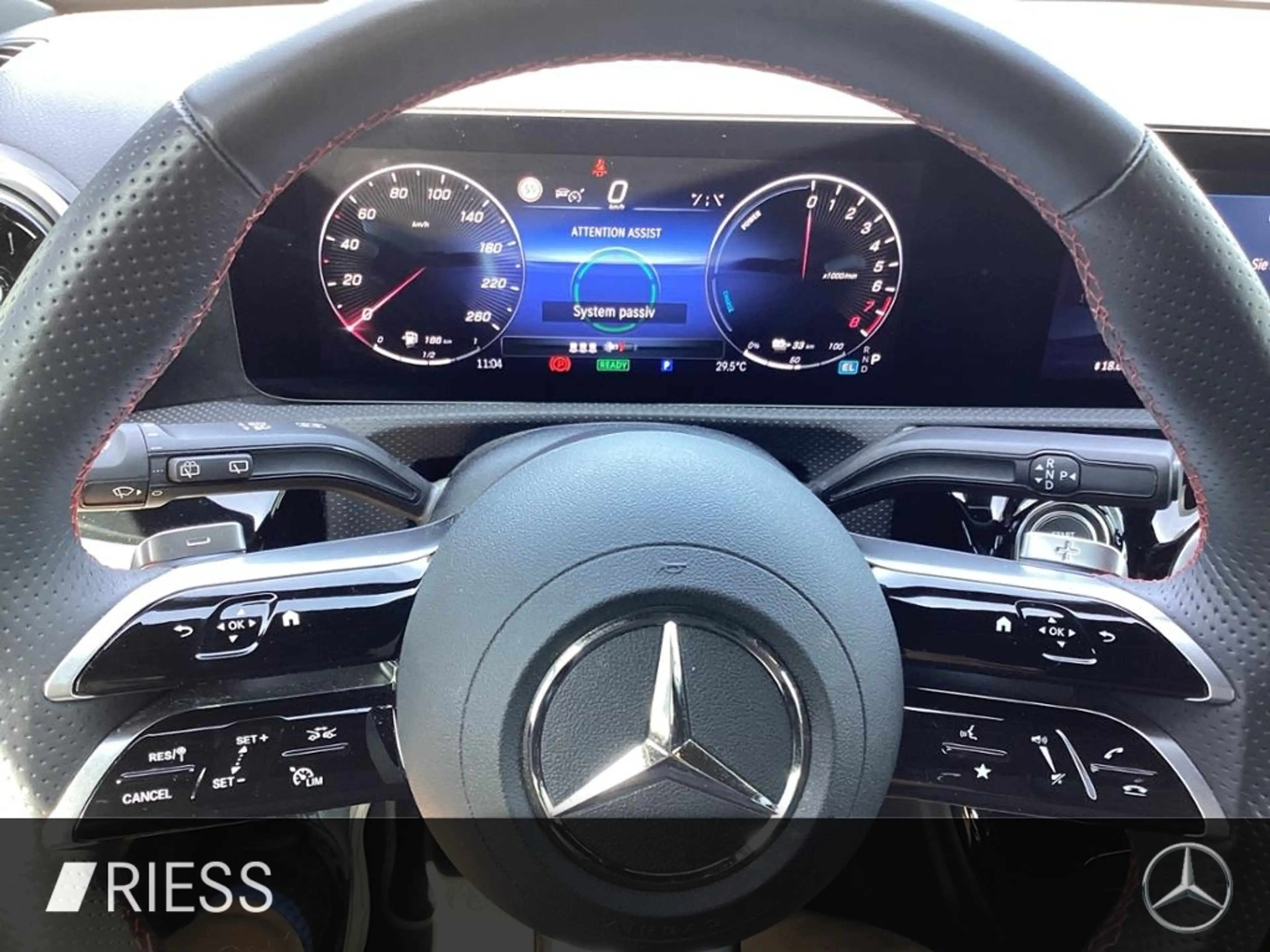 Mercedes-Benz A 250 e AMG Multib. Burm. LED Navi PDC Kamera — photo 9