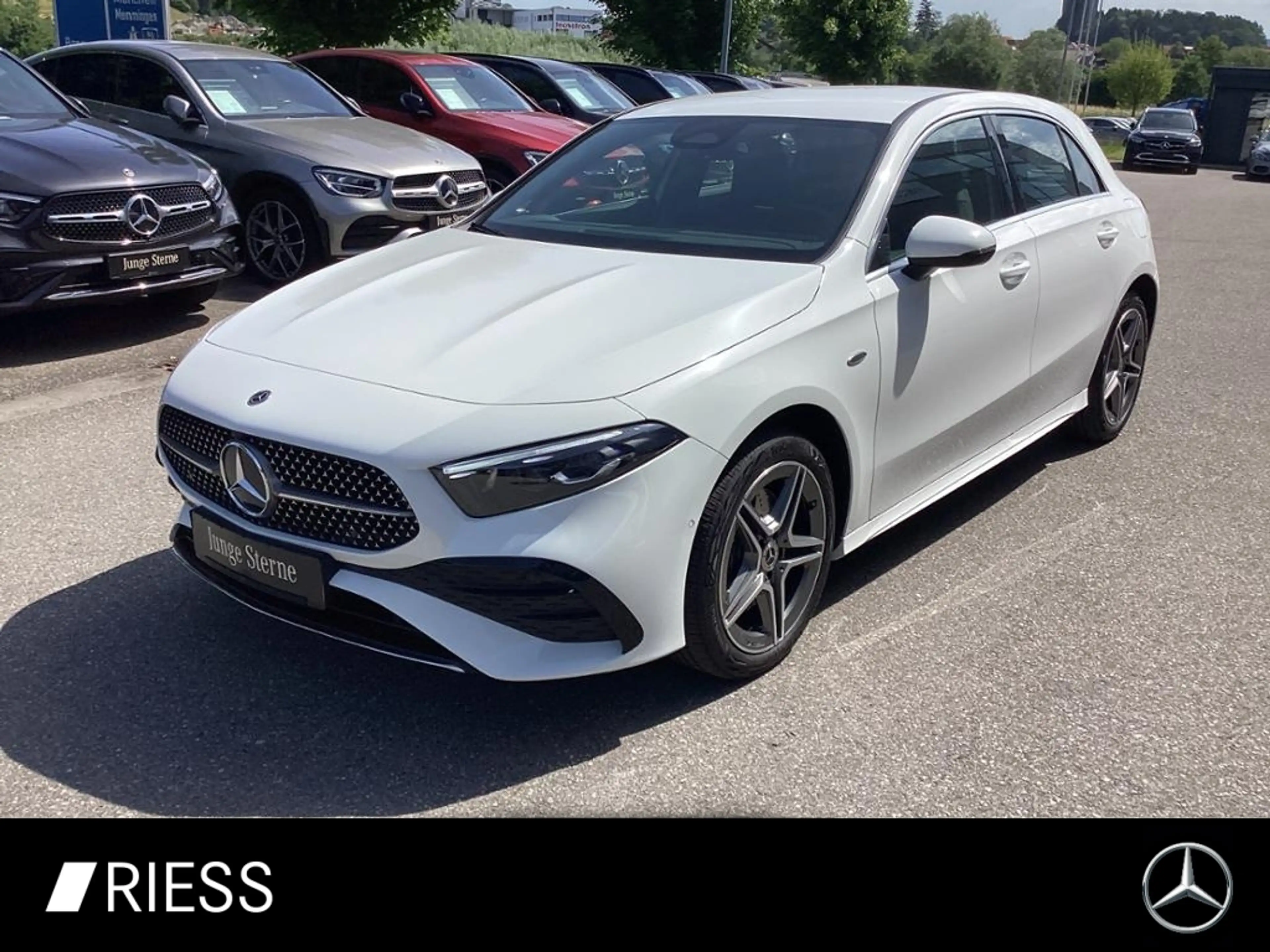 Mercedes-Benz A 250 e  AMG Multib. Burm. LED Navi PDC Kamera