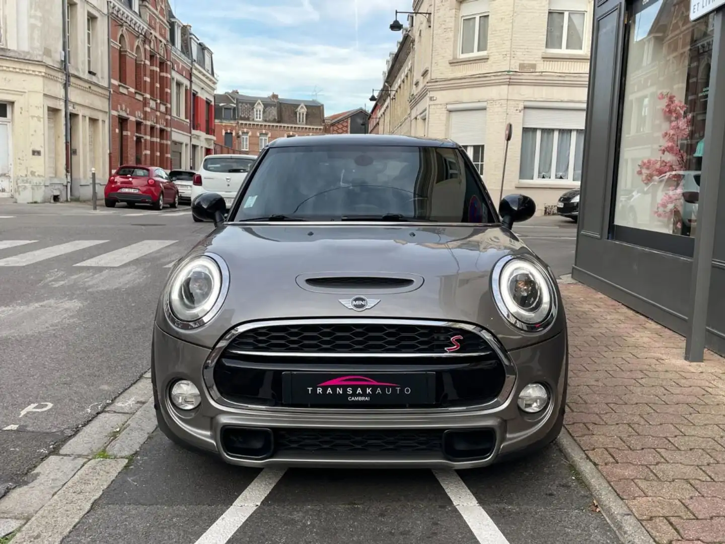 MINI Cooper S 2.0L 4 PORTES / HARMAN KARDON / TOIT OUVRANT / SIEGES CHAUFFANTS Gris - 2