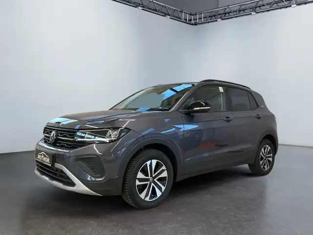 Volkswagen T-Cross view 2