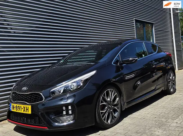Kia ProCeed / pro_cee'd 1.6 GT 204Pk 05-2015 Black Pearl Metallic