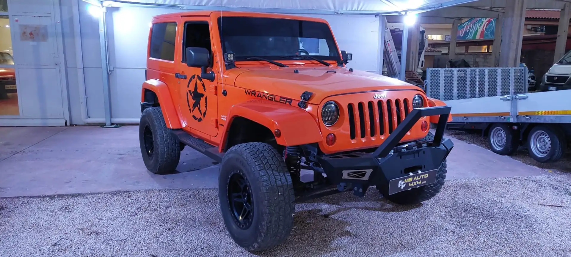 Jeep Wrangler 3.6 V6 SAHARA 3 PORTE Arancione - 1