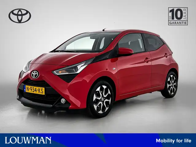 Toyota Aygo 1.0 VVT-i x-joy | Dealer onderhouden | Apple CarPl