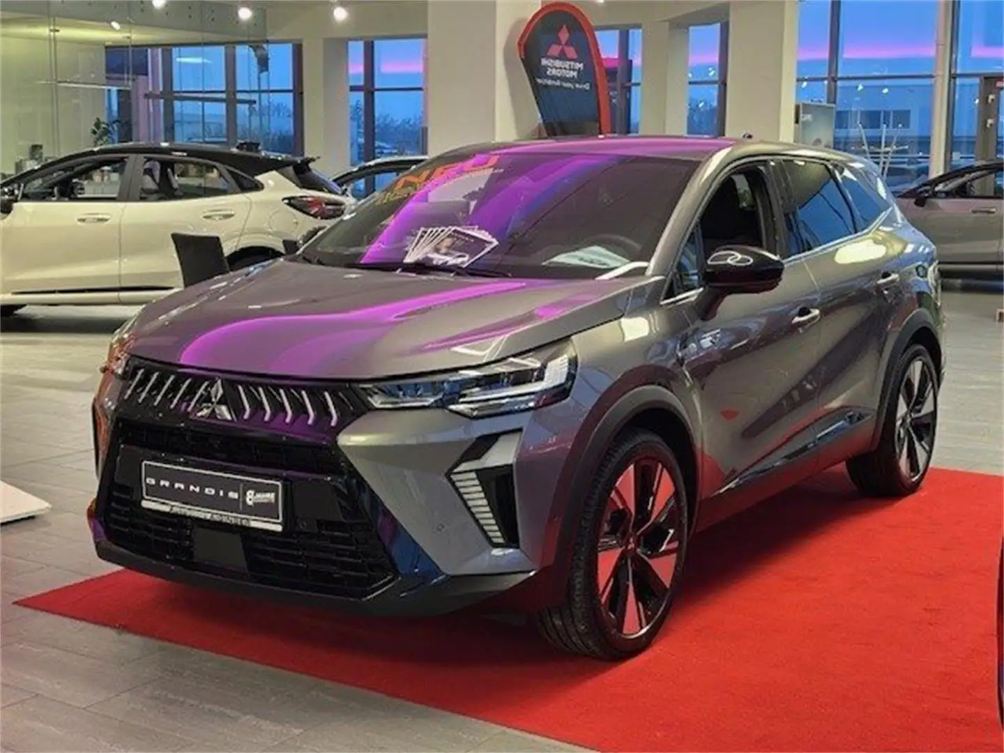Mitsubishi Grandis Intense 1,8l Hybrid - Steel-Grau Grau - 2