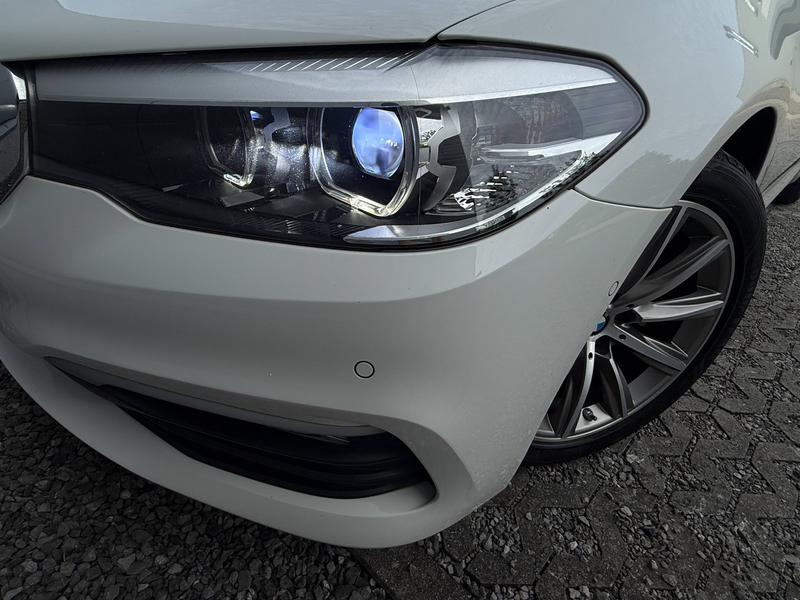 BMW 520 dA BTW/VAT/TVA Xenon Camera Keyless Cruise Euro6b — photo 11