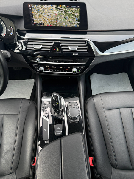 BMW 520 dA BTW/VAT/TVA Xenon Camera Keyless Cruise Euro6b — photo 9