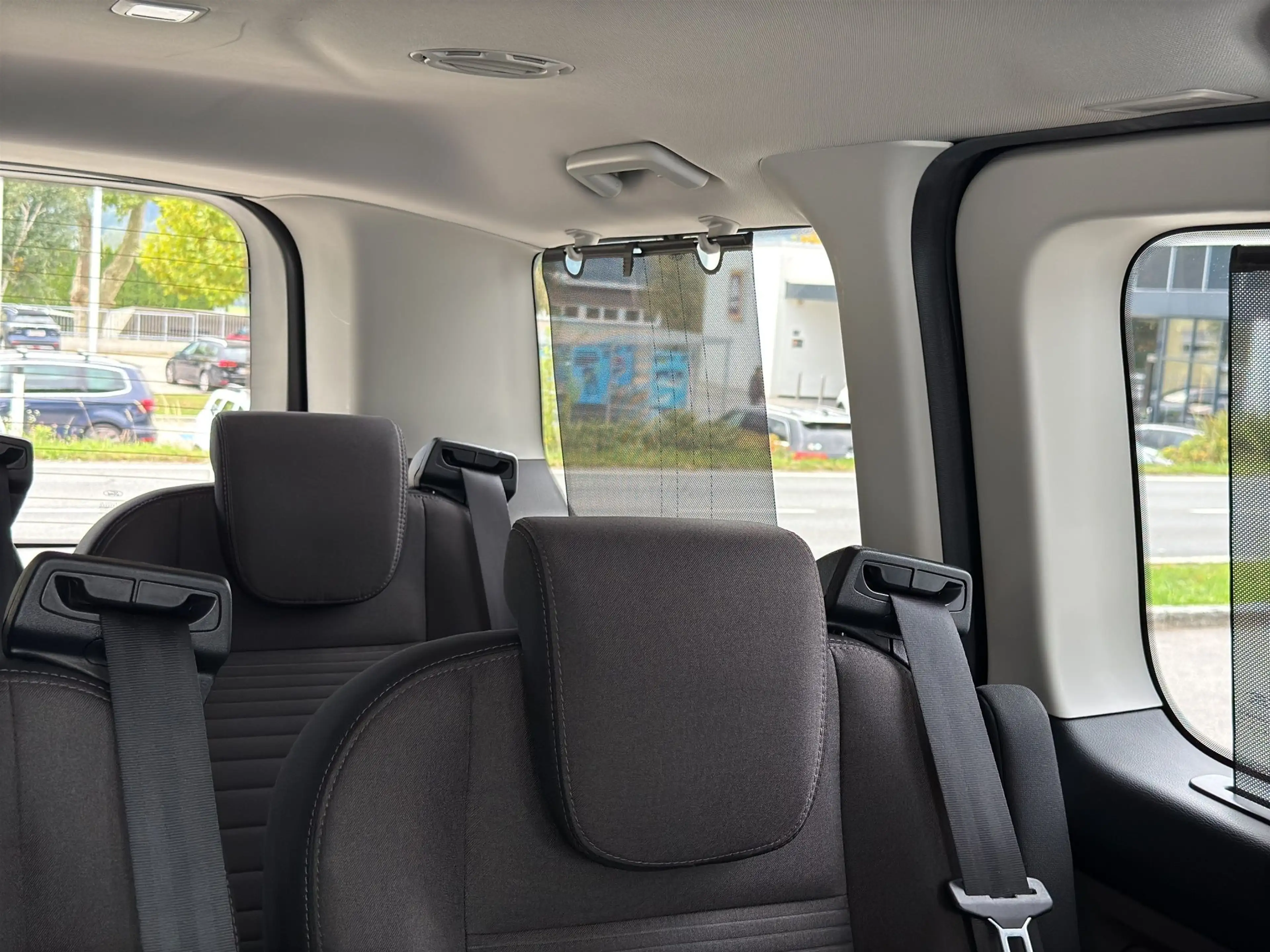Ford Tourneo Custom 2.0 TDCi 320 L1 Titanium Bi-Xenon/AHK/STH/Kamera/ — photo 36