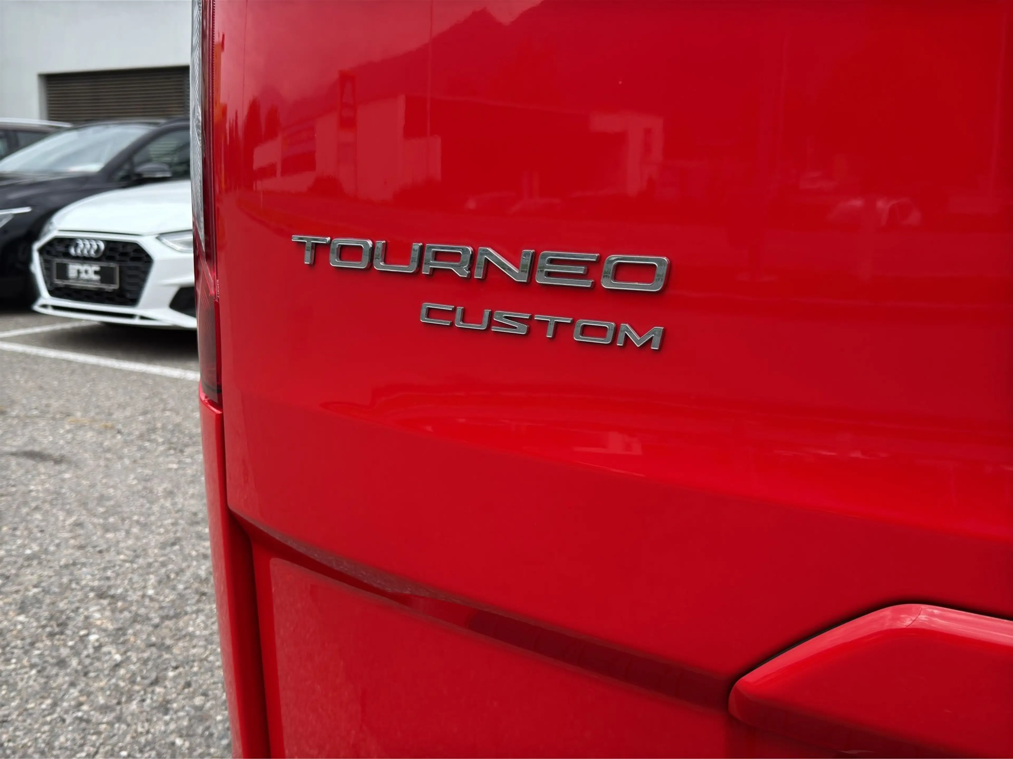 Ford Tourneo Custom 2.0 TDCi 320 L1 Titanium Bi-Xenon/AHK/STH/Kamera/ — photo 40