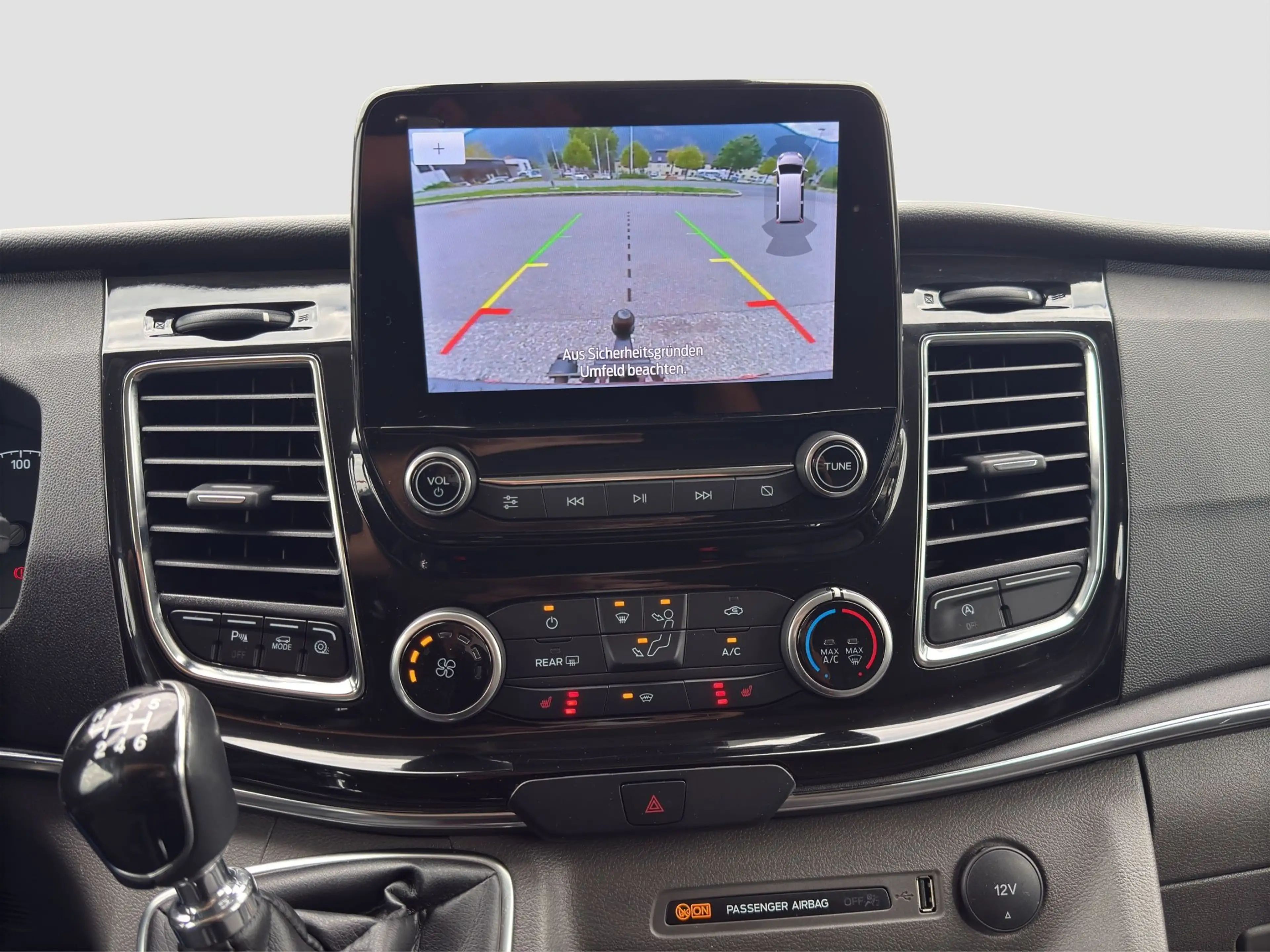 Ford Tourneo Custom 2.0 TDCi 320 L1 Titanium Bi-Xenon/AHK/STH/Kamera/ — photo 15