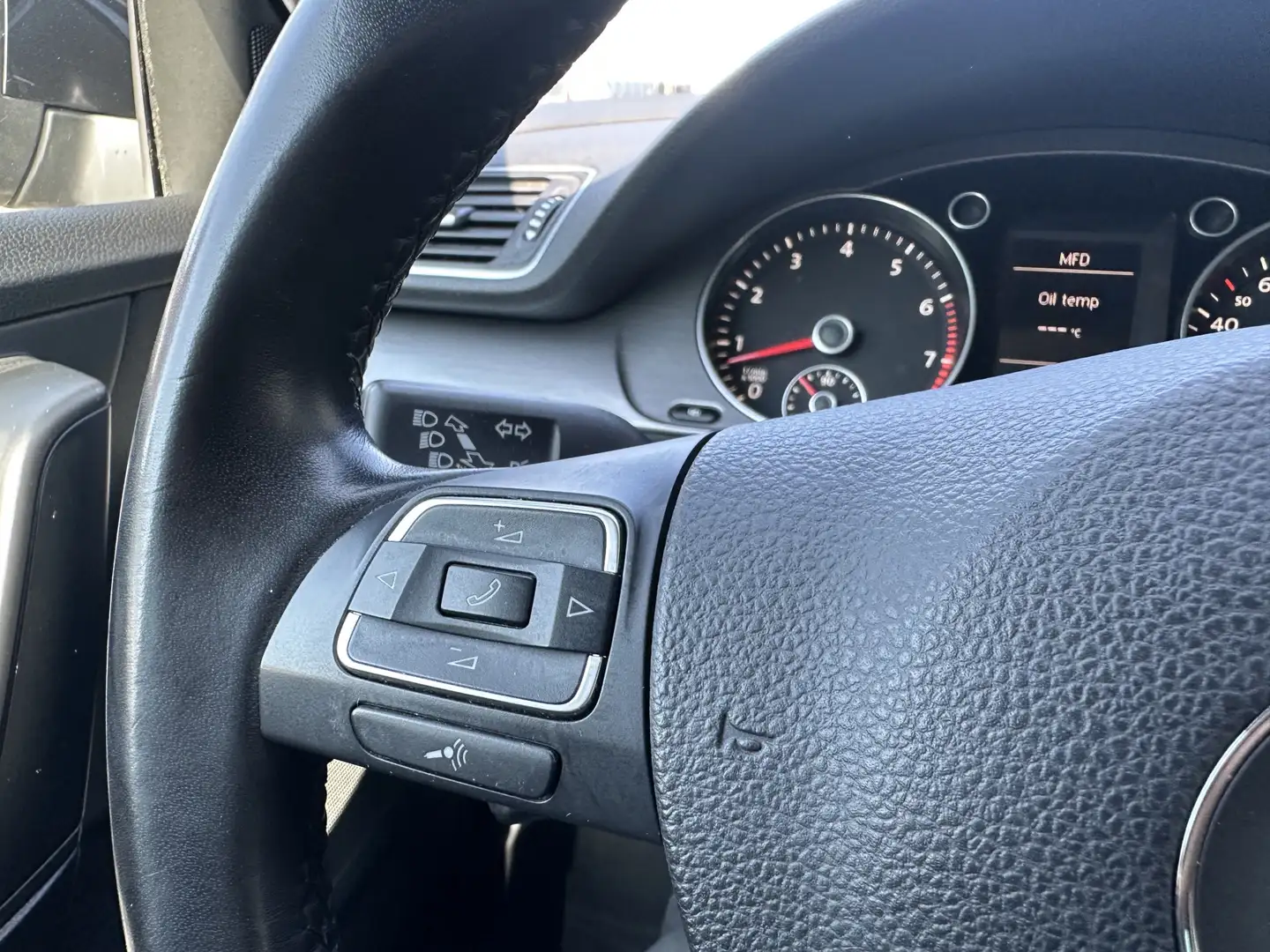 Volkswagen Passat Passat 1.4 TSI Comfl. BlM Maro - 2