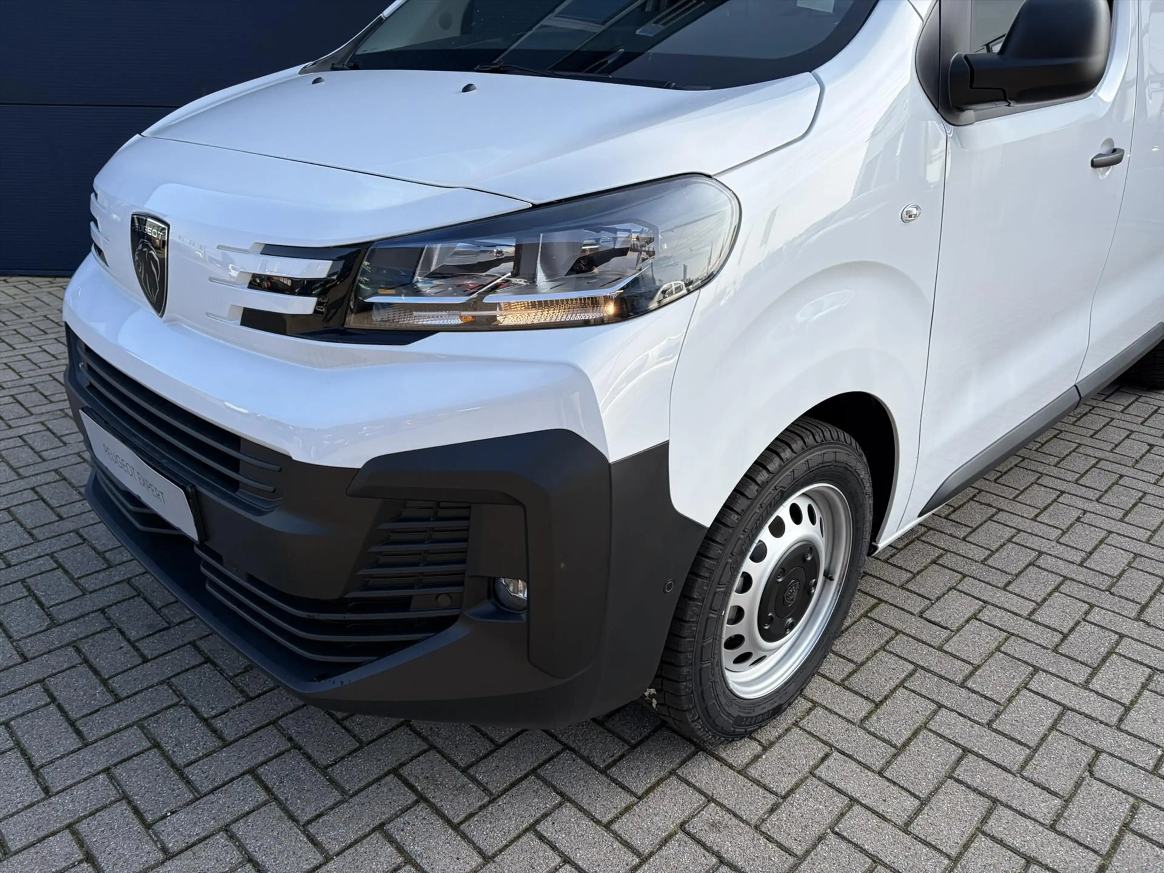 Peugeot Expert GB L2 2.0 BlueHDi 145pk EAT8 Automaat | Navigatie — photo 10