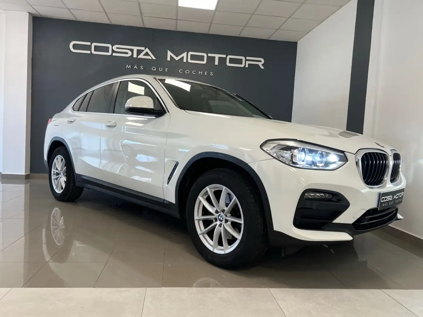 BMW X4 xDrive 20dA Blanc - 1