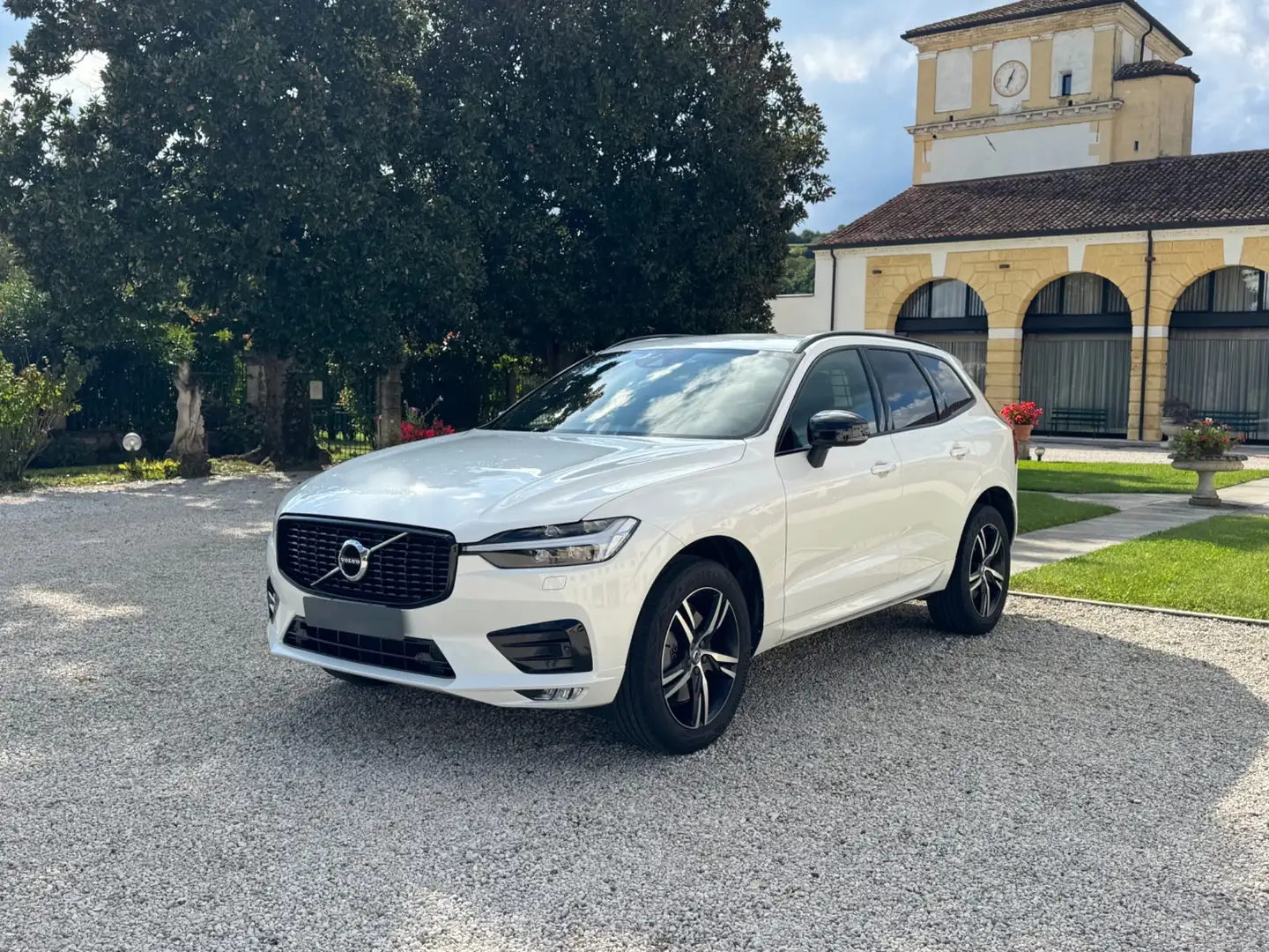 Volvo XC60 XC60 B4 Geartronic R-design Blanco - 1