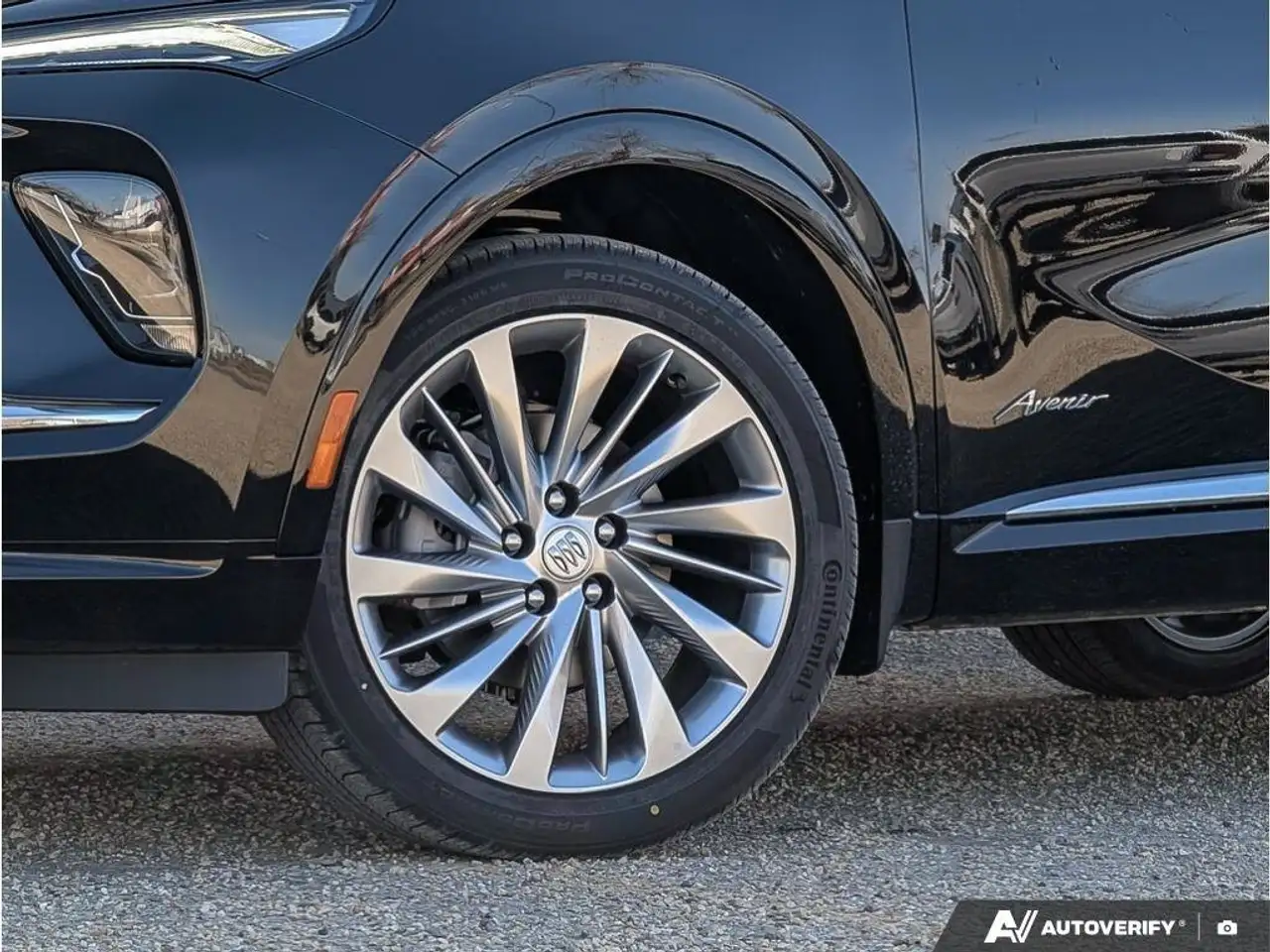 Buick Envision photo Buick Envision