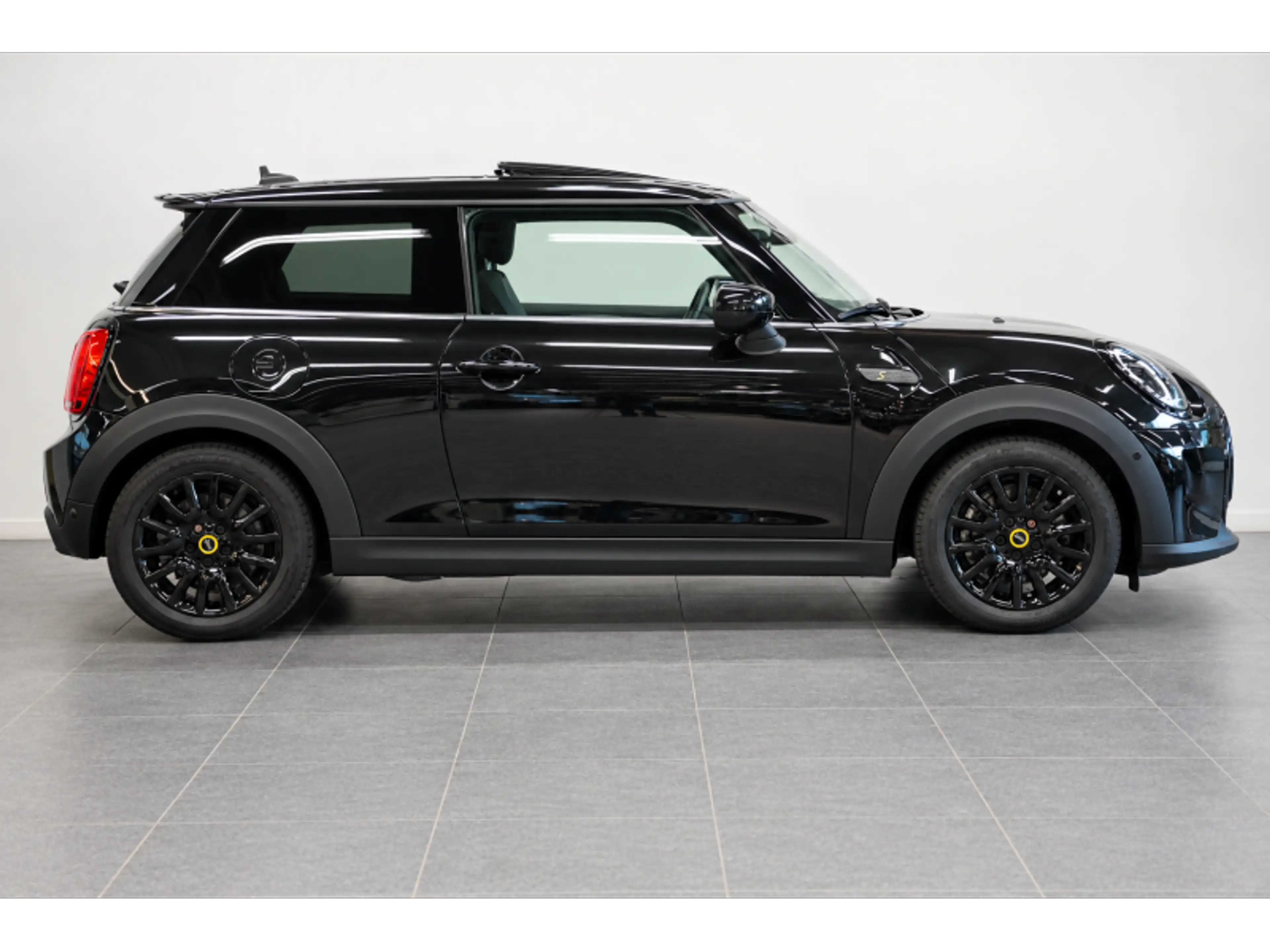 MINI Cooper SE PANORAMADAK CAMERA LEDER HARMANKARDON — photo 3