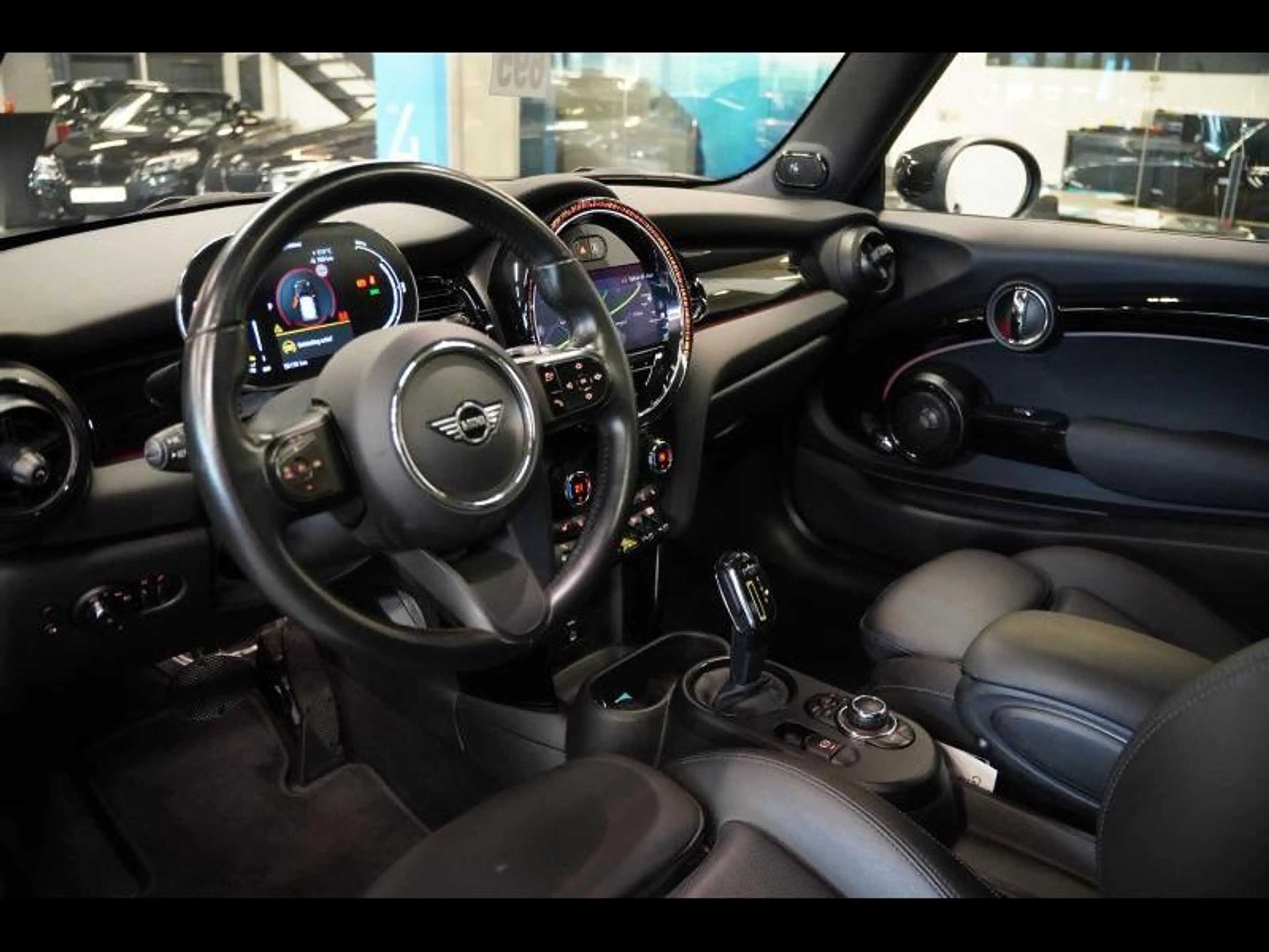 MINI Cooper SE PANORAMADAK CAMERA LEDER HARMANKARDON — photo 6